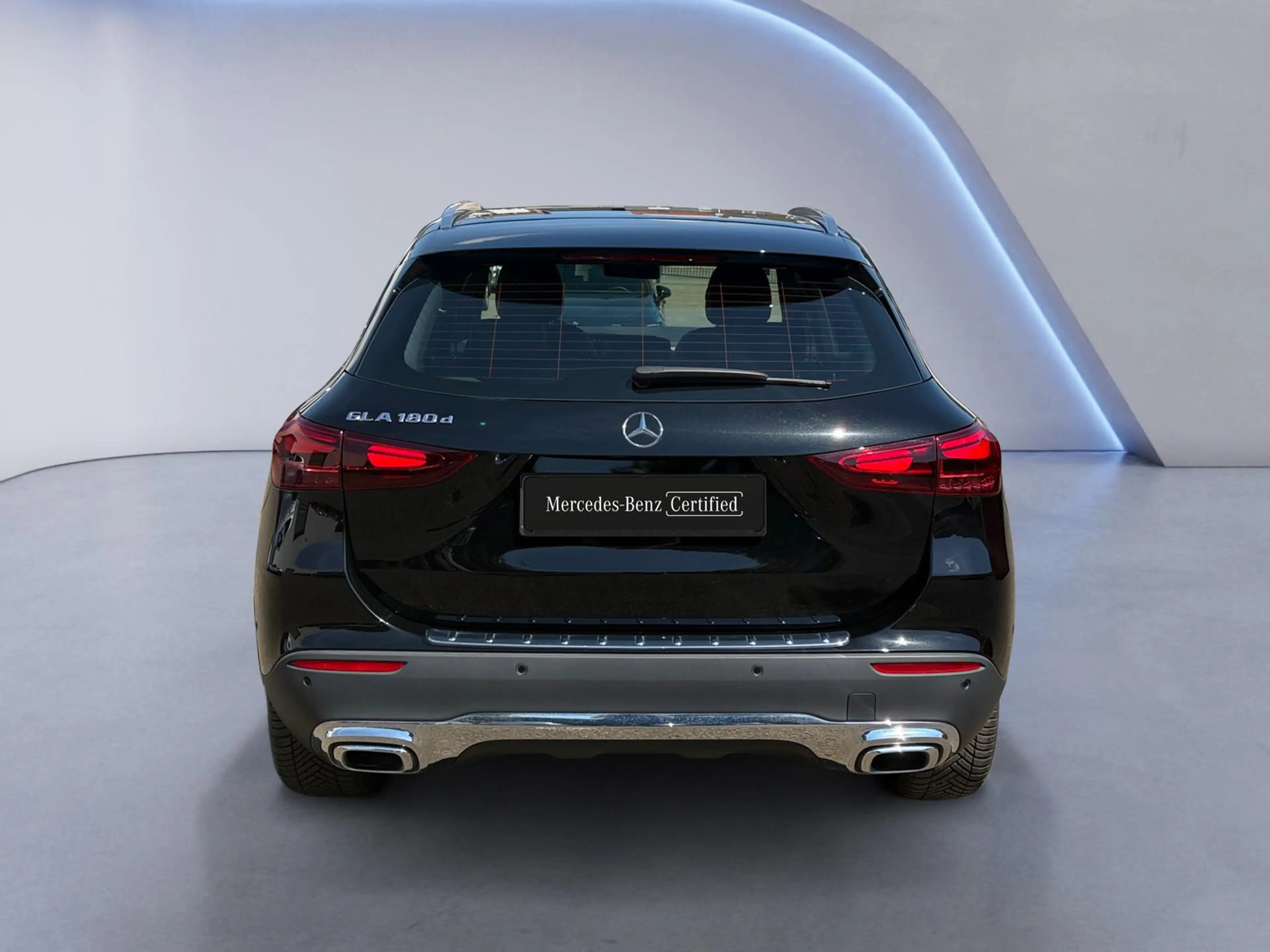 Mercedes-Benz GLA 180 180d Business Line — photo 5
