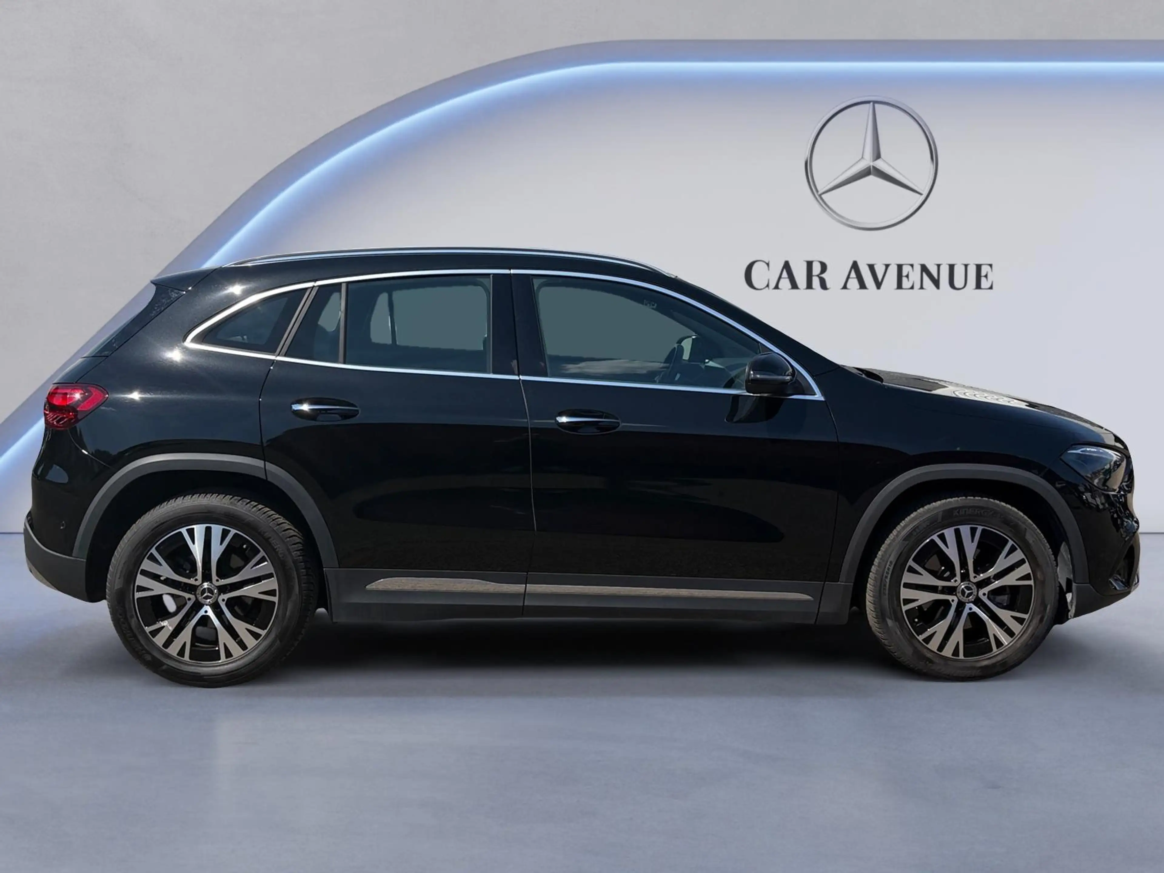 Mercedes-Benz GLA 180 180d Business Line — photo 7
