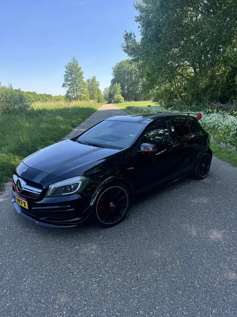 Mercedes-Benz A 45 AMG Edition 1 crna - 1