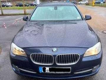 523i