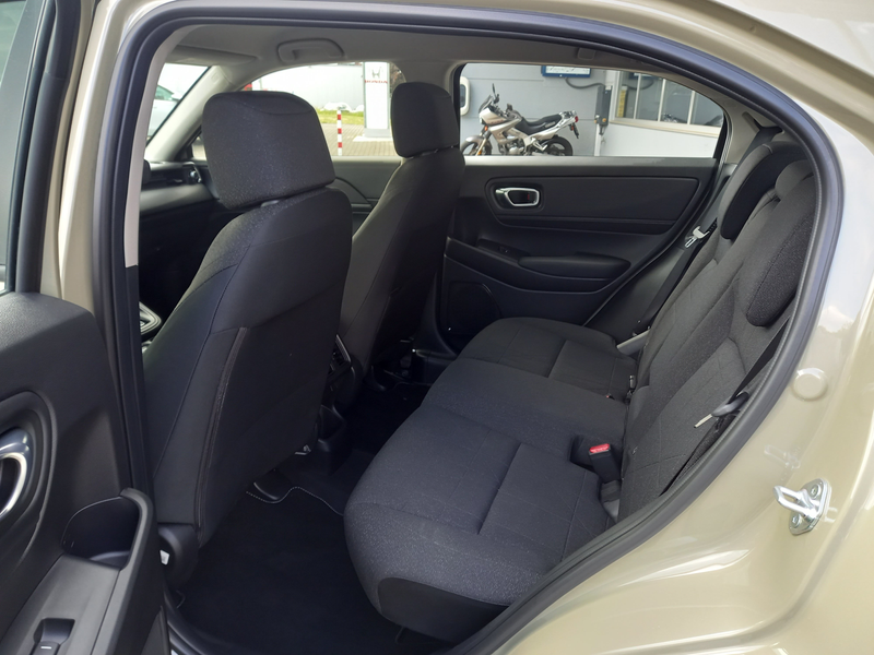 Honda HR-V e:HEV 1.5 i-MMD Hybrid Elegance — photo 9