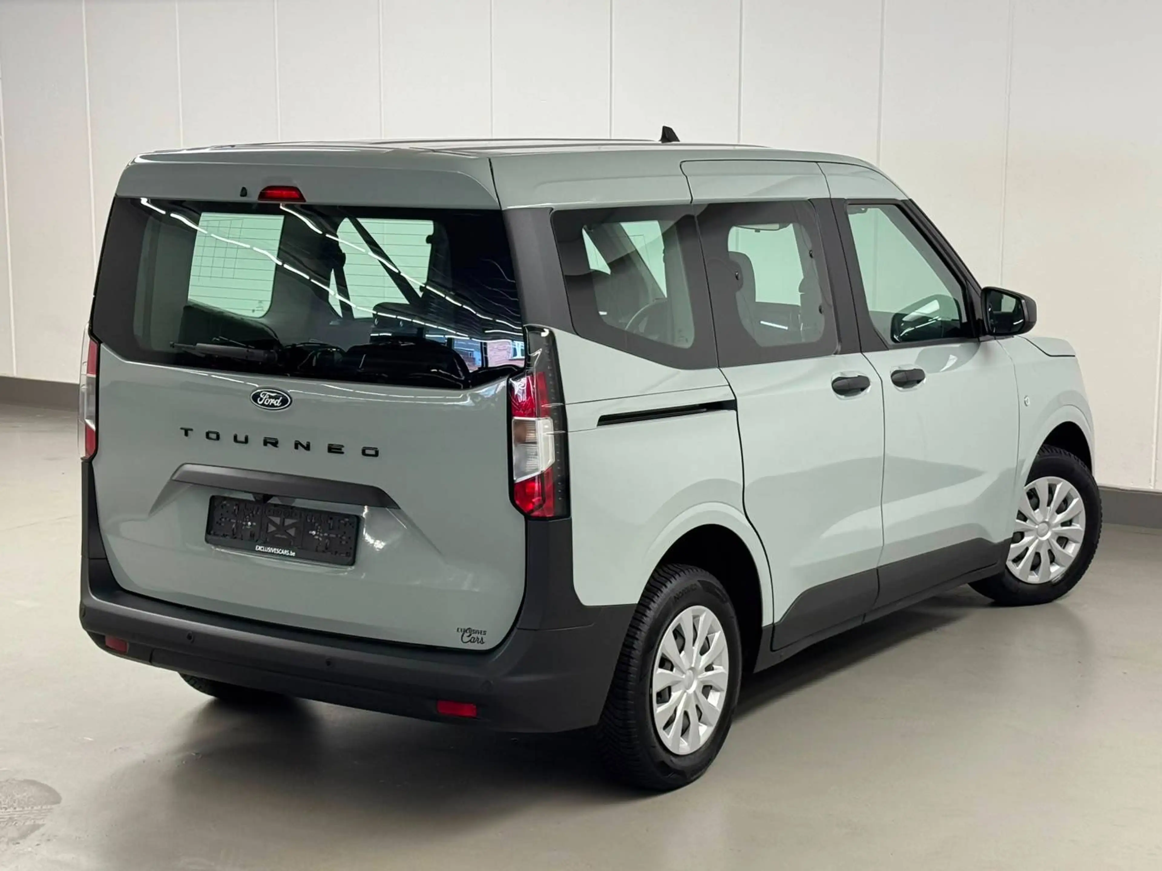 Ford Tourneo Courier 1.0 EcoBoost 125 CV !! 16000 KM !! 5 PLACES !! — photo 6