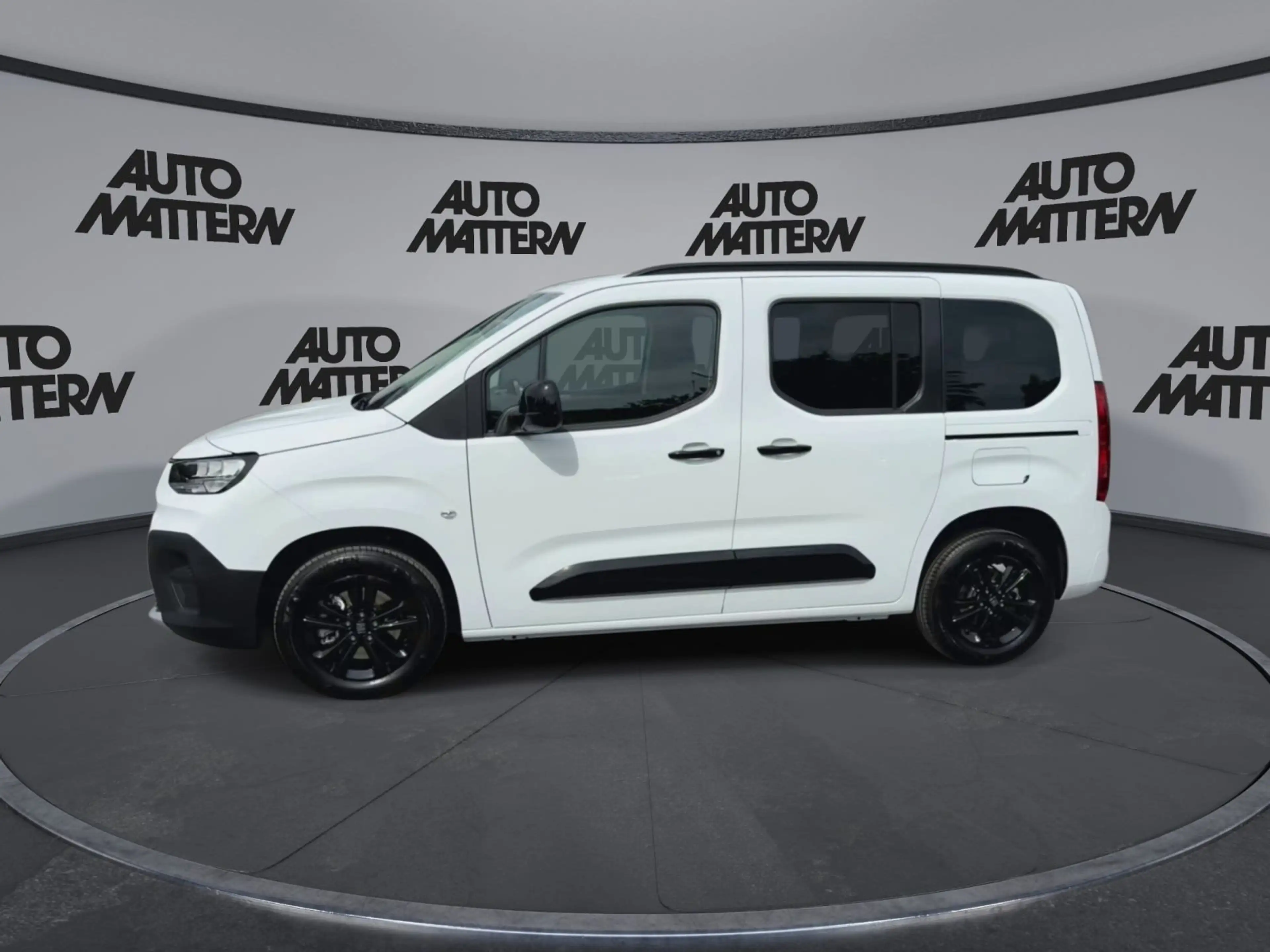 Fiat Qubo L 5-Sitzer L1 1.5 Diesel 96 kW Pop — photo 4