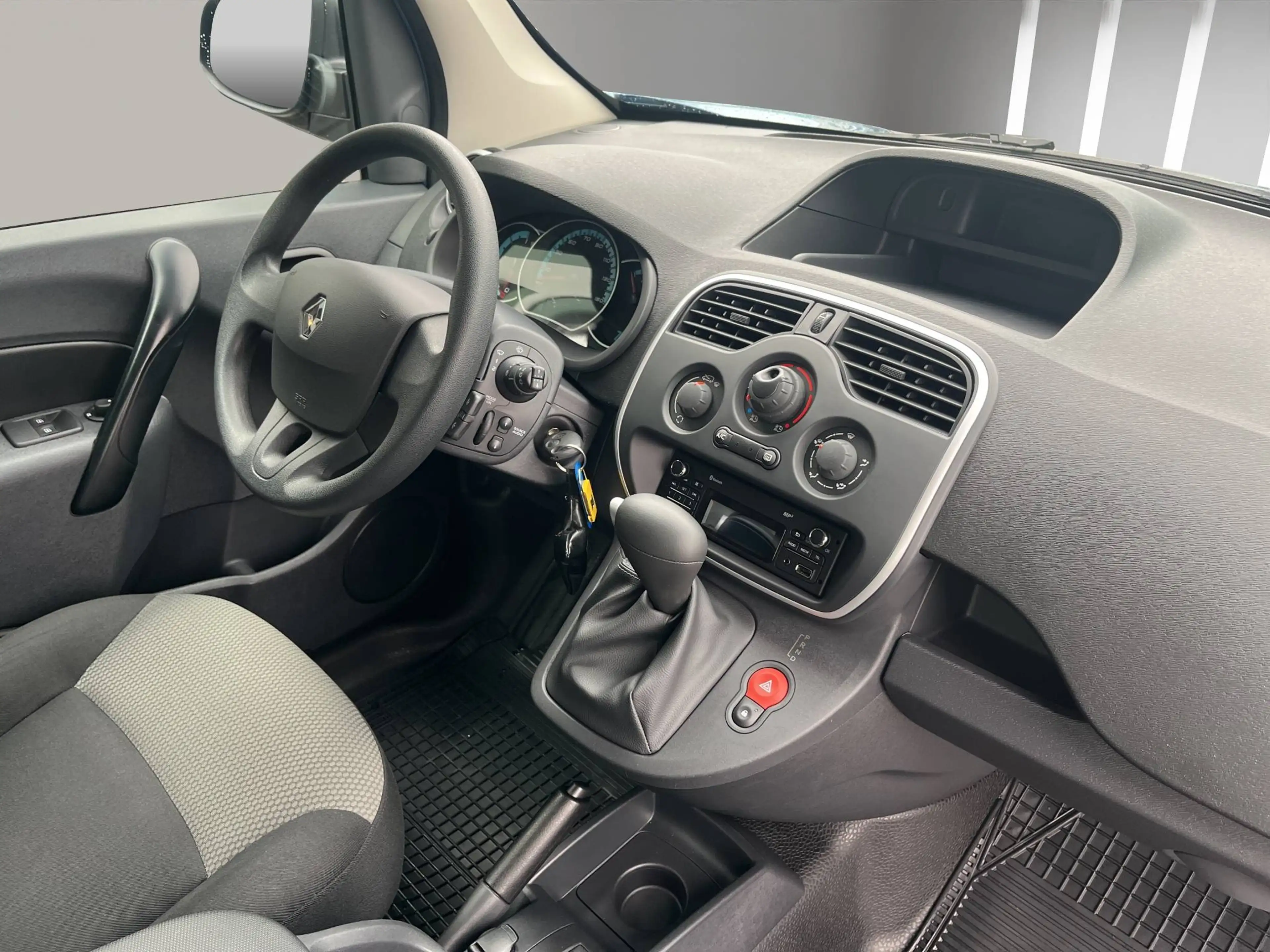 Renault Kangoo Z.E. 33 Maxi 5-Sitzer — photo 12