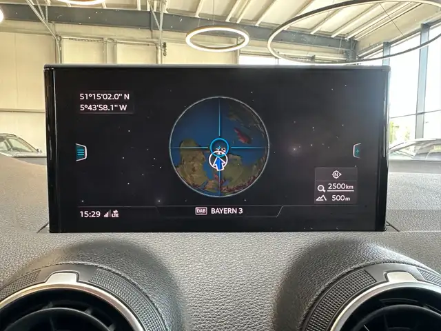 Audi Q2 view 14