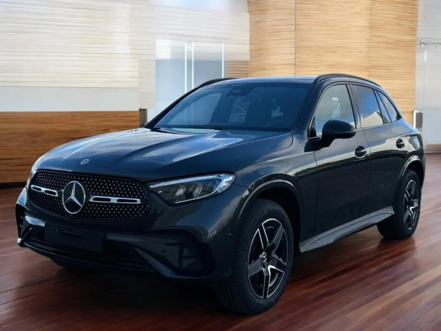 Mercedes-Benz GLC 300 300de 4Matic Gris - 2