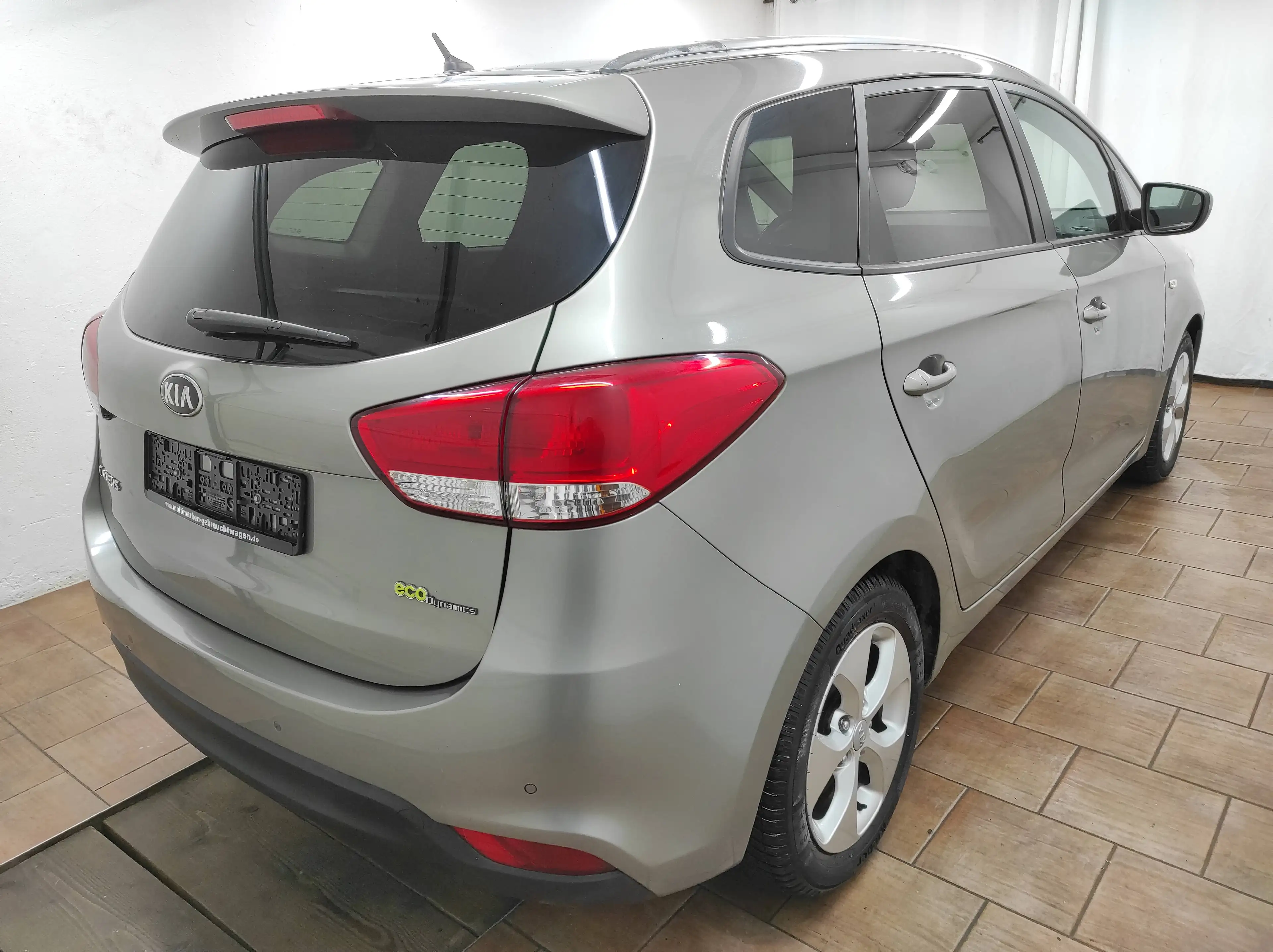 Kia Carens 1.7 CRDI KLIMAA SHZ+LENKRAD KAMERA TEMP BC LED USB — photo 7