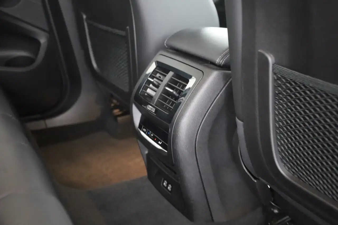 BMW X3 xDrive 30e Luxury Line Navi Kamera AHK Leder, миниатюра 30
