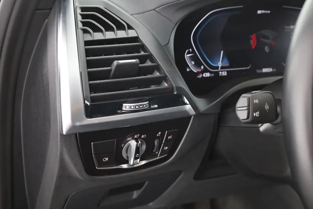 BMW X3 xDrive 30e Luxury Line Navi Kamera AHK Leder, миниатюра 21