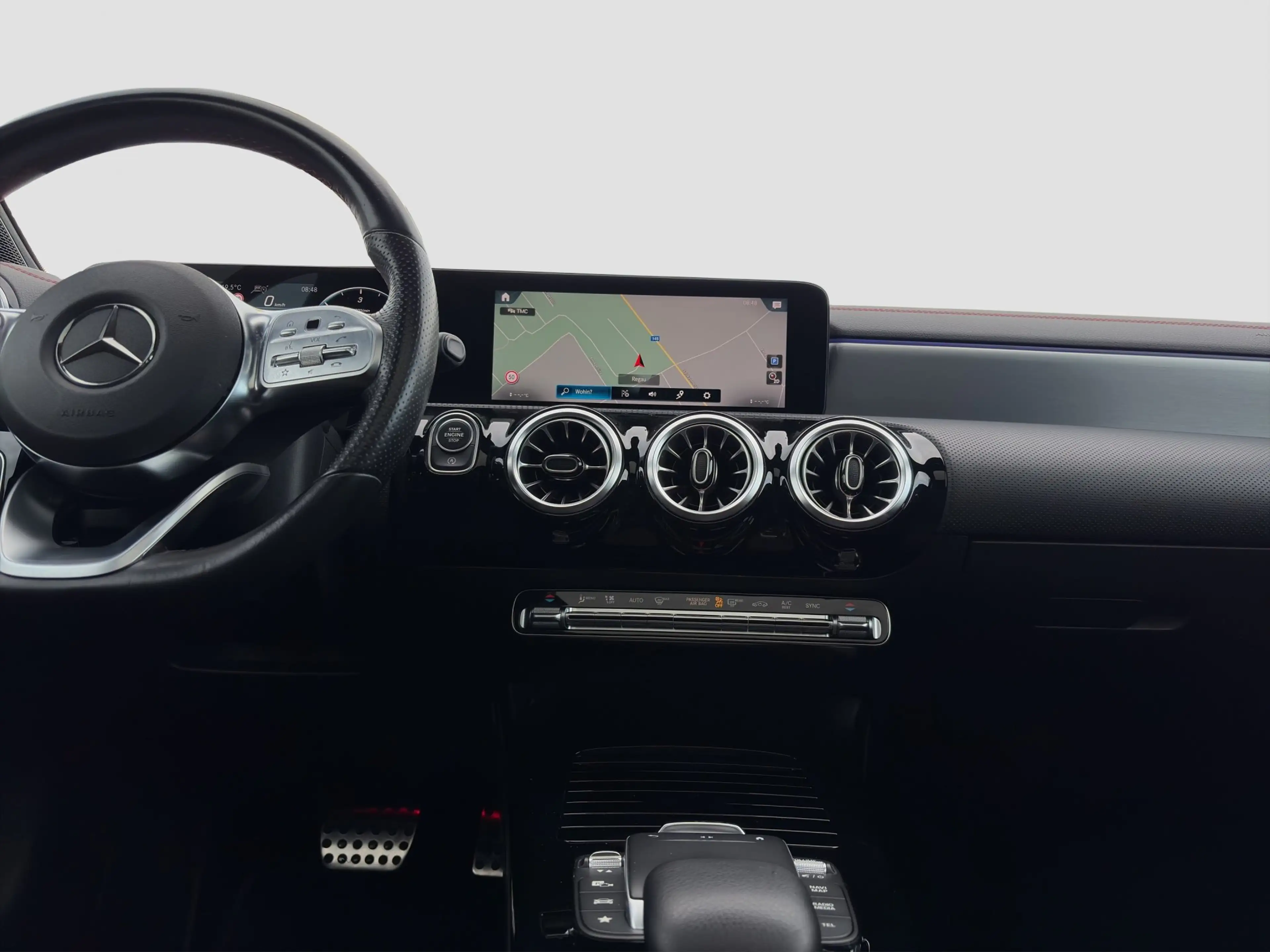 Mercedes-Benz CLA 220 d Shooting Brake 4matic AMG Line — photo 13