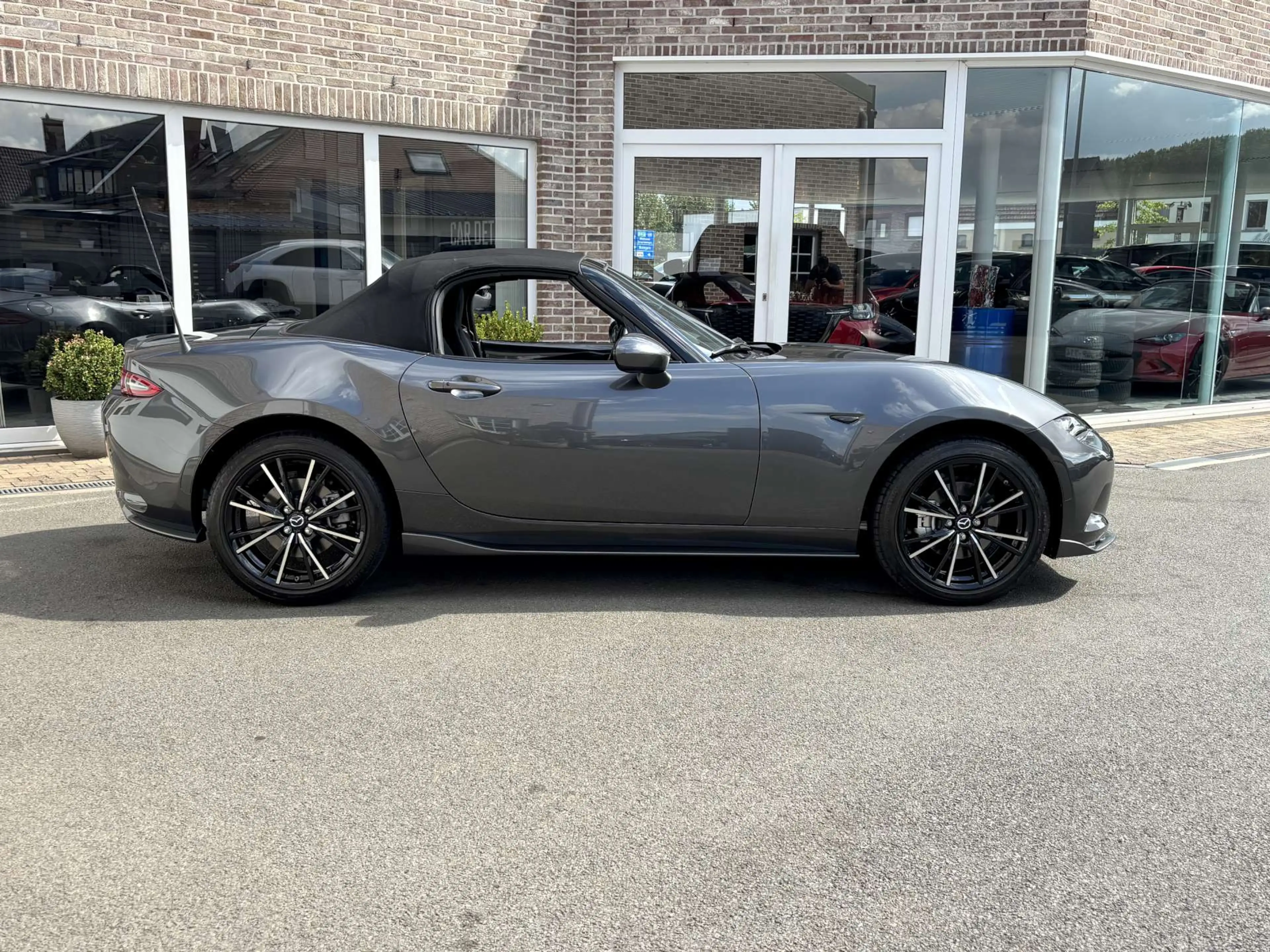 Mazda MX-5 MX-5 2.0 ND EXCLUSIVE-LINE / 4000km / Aero Pack — photo 9