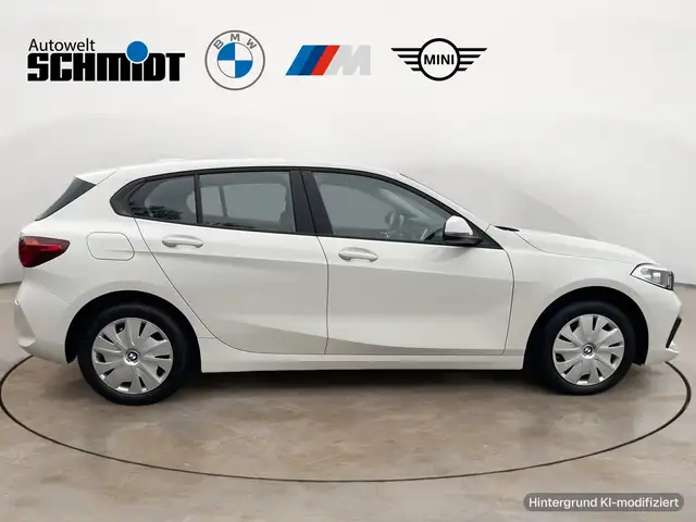 BMW 1 Series view 7