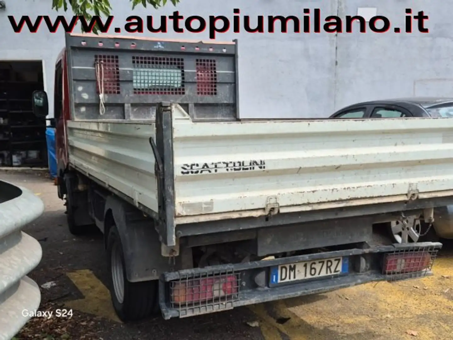 Nissan Cabstar Rot - 2