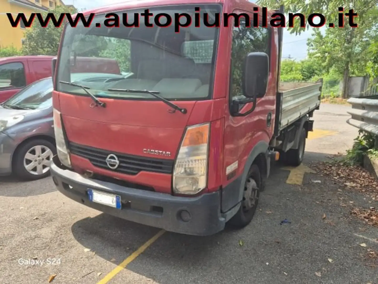 Nissan Cabstar Rot - 1