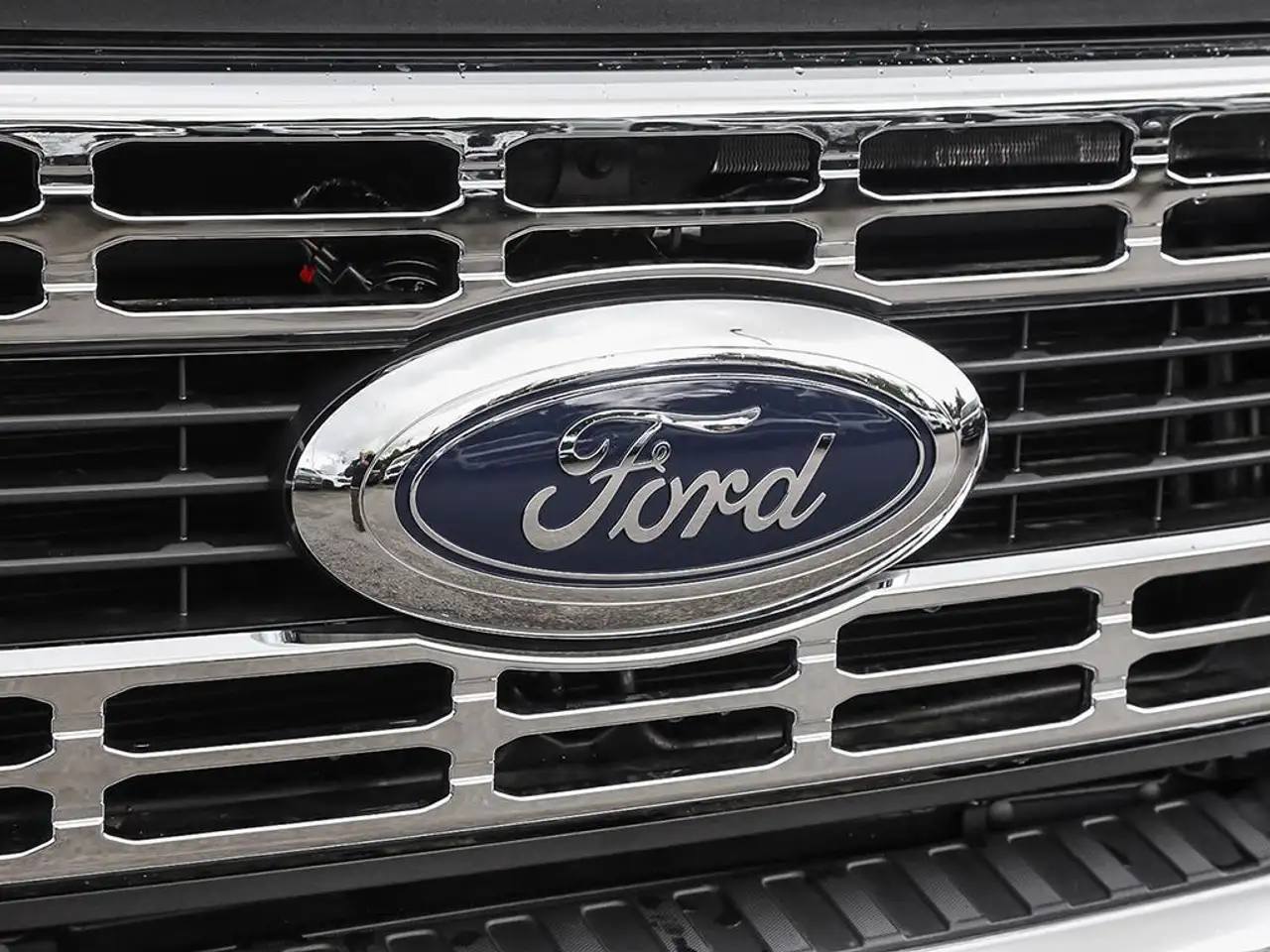 Ford F 350 снимка Ford F 350