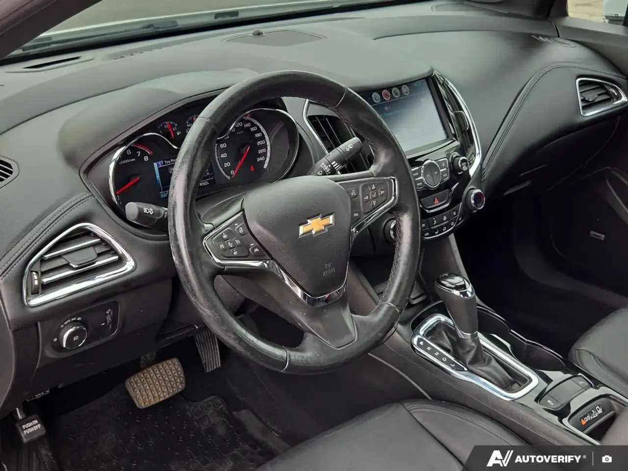 Chevrolet Cruze снимка Chevrolet Cruze