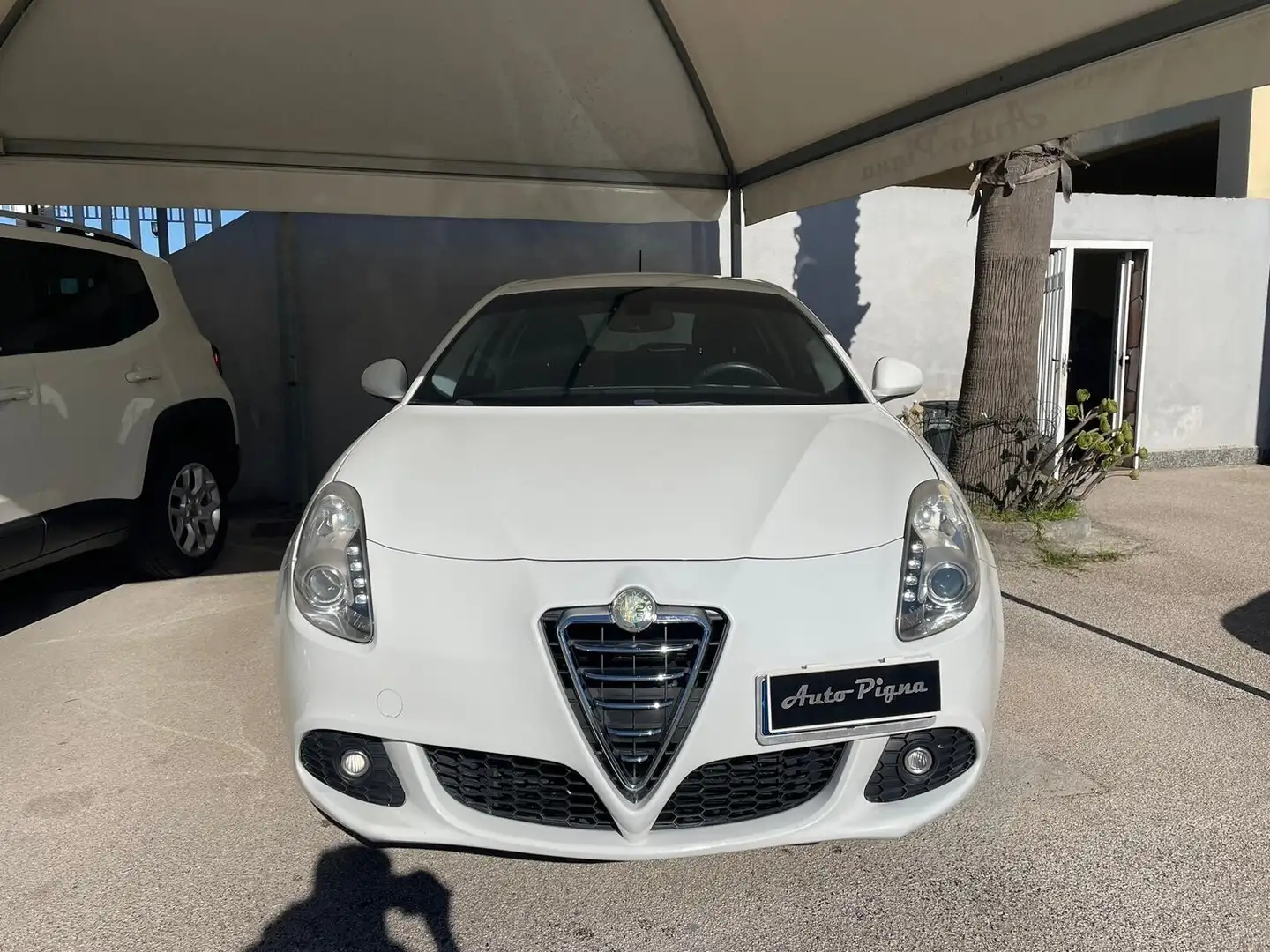 Alfa Romeo Giulietta 2.0 JTDm-2 170 CV Distinctive bijela - 2