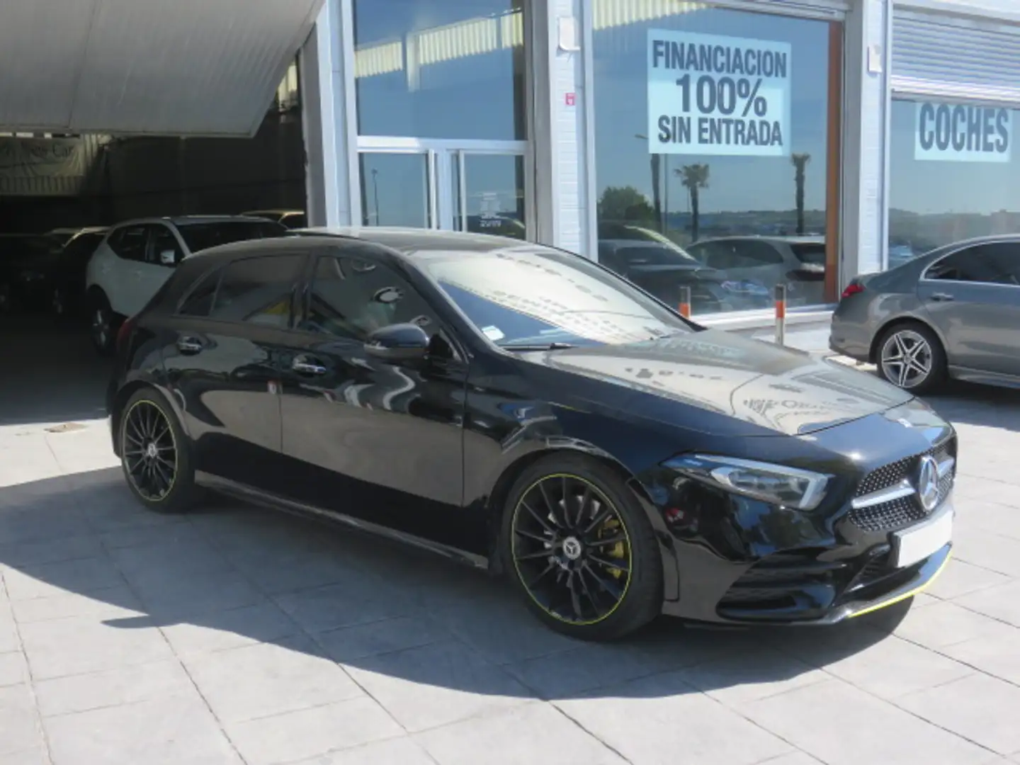 Mercedes-Benz A 250 4Matic 7G-DCT Negro - 1