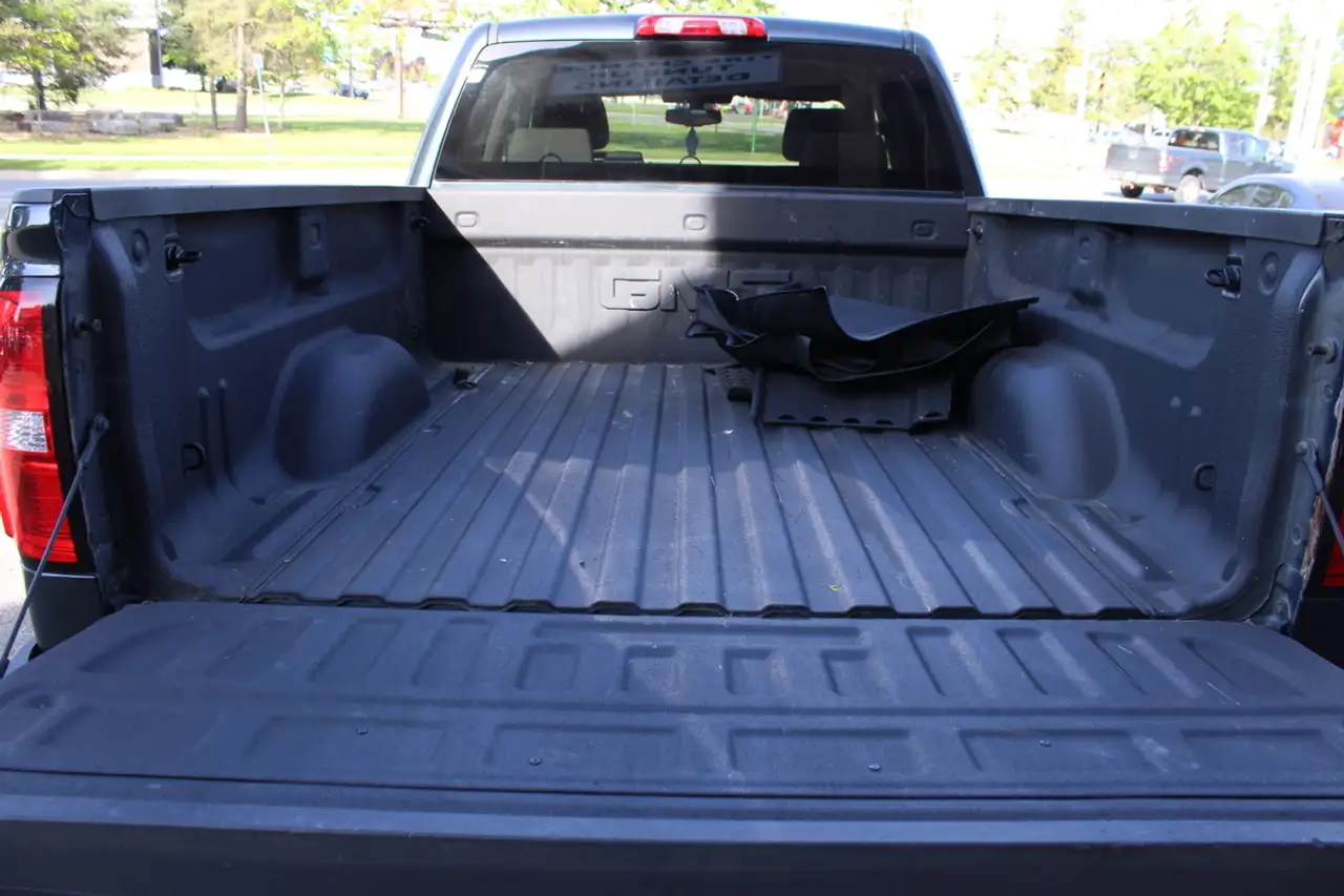 GMC Sierra 1500 снимка GMC Sierra 1500