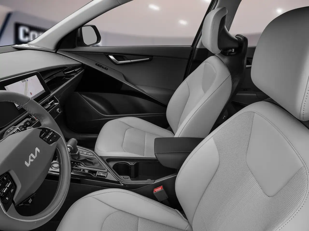 Kia Niro снимка Kia Niro