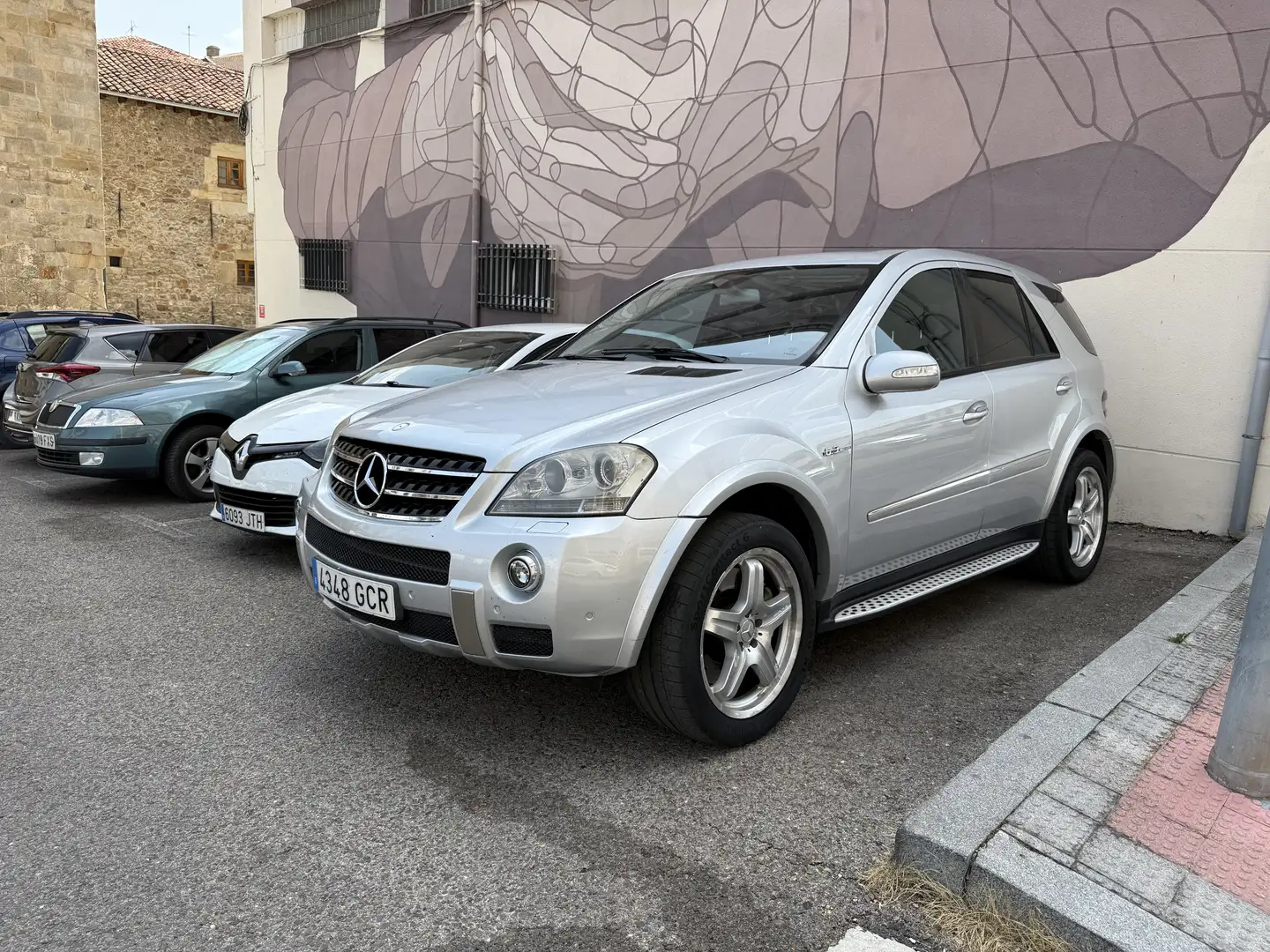 Mercedes-Benz ML 63 AMG Aut. - 1