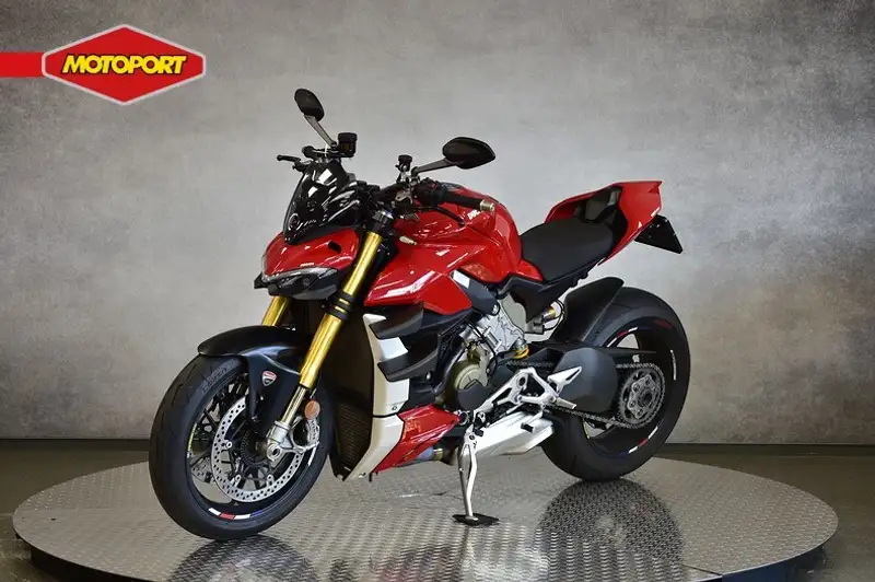 Ducati Streetfighter - foto 4