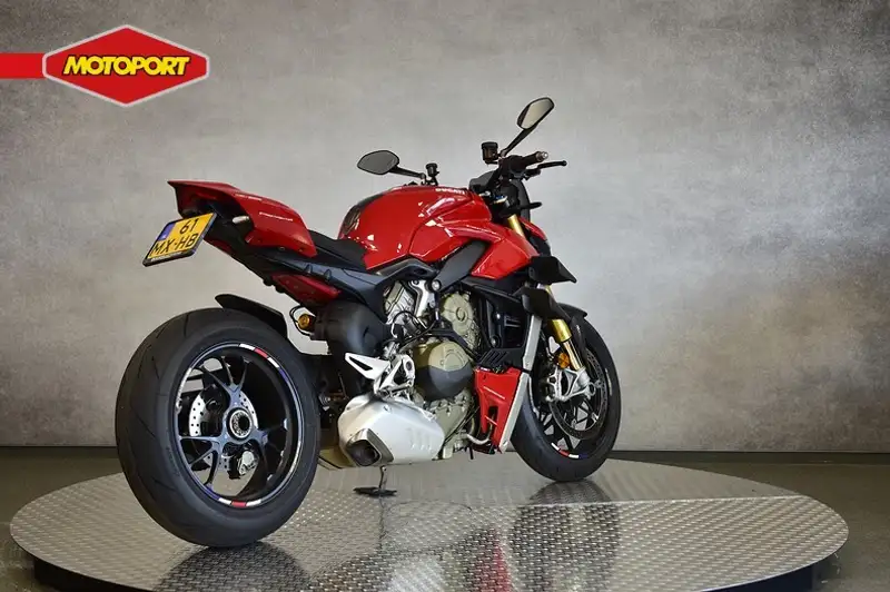 Ducati Streetfighter - foto 8