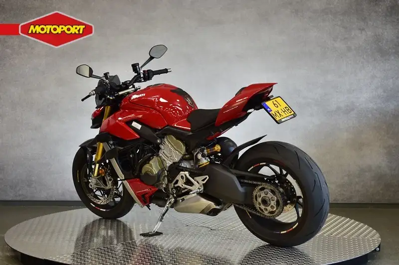 Ducati Streetfighter - foto 6