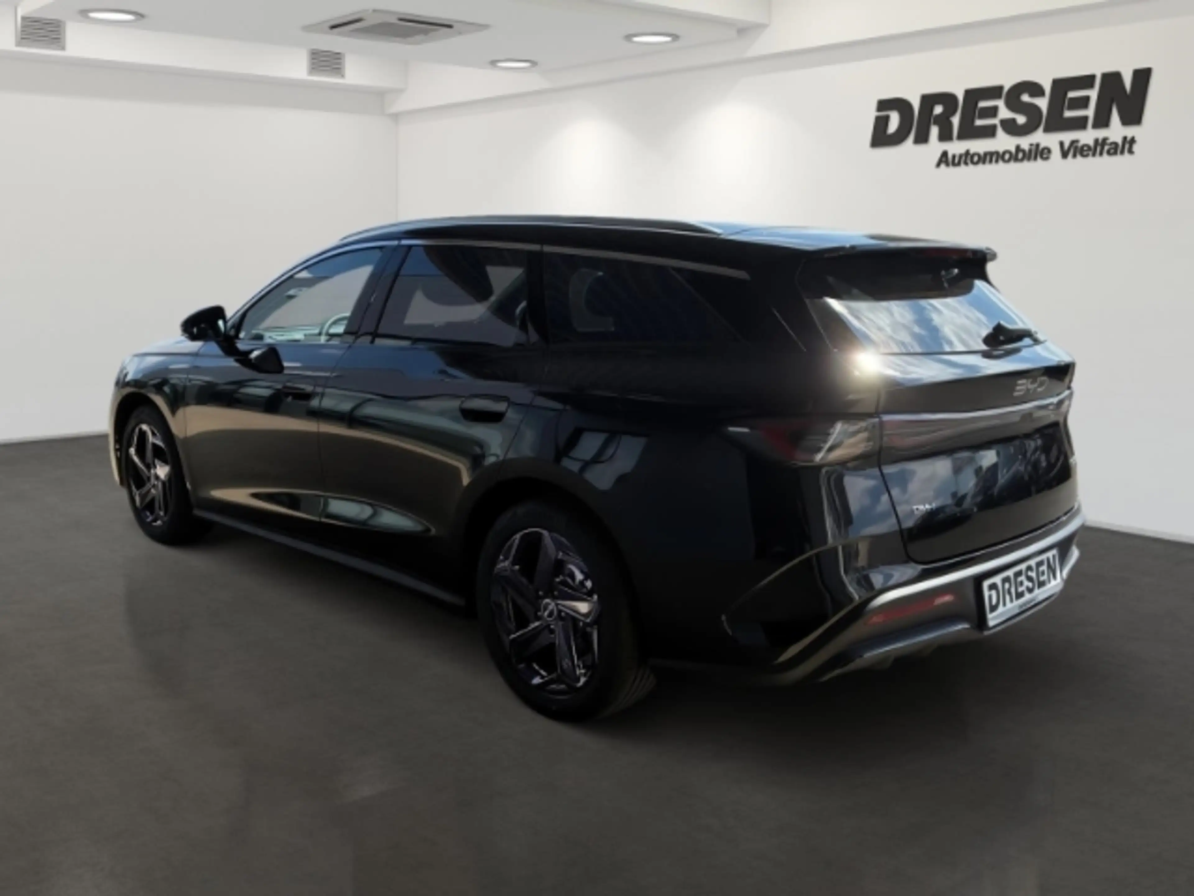 BYD Seal 1.5 Comfort/Panorama/Sitzheizung/LED/Android Auto — photo 5