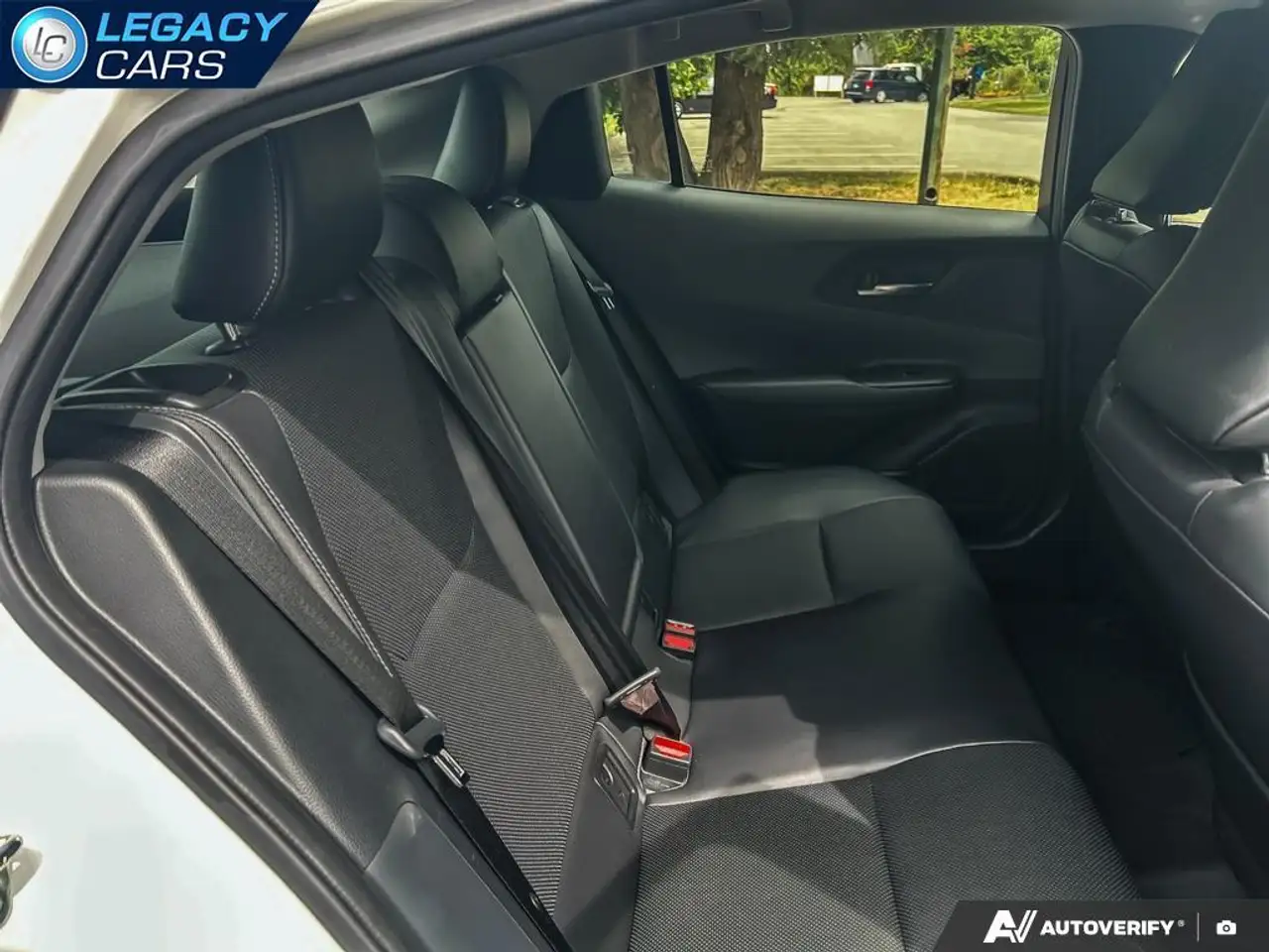 Toyota Prius снимка Toyota Prius