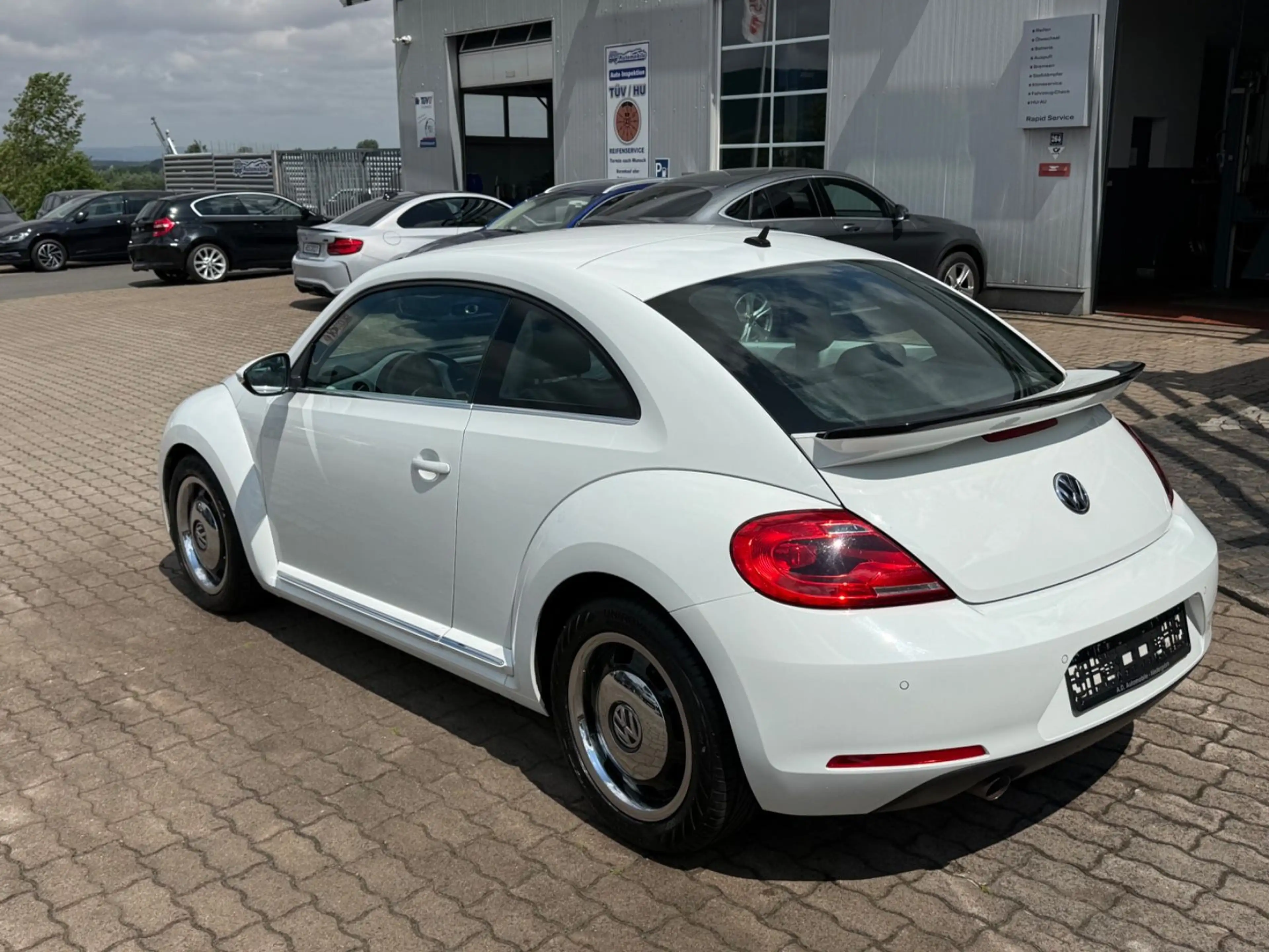 Volkswagen Beetle Lim. Design BMT Bi-Xenon Sitzheizung — photo 6