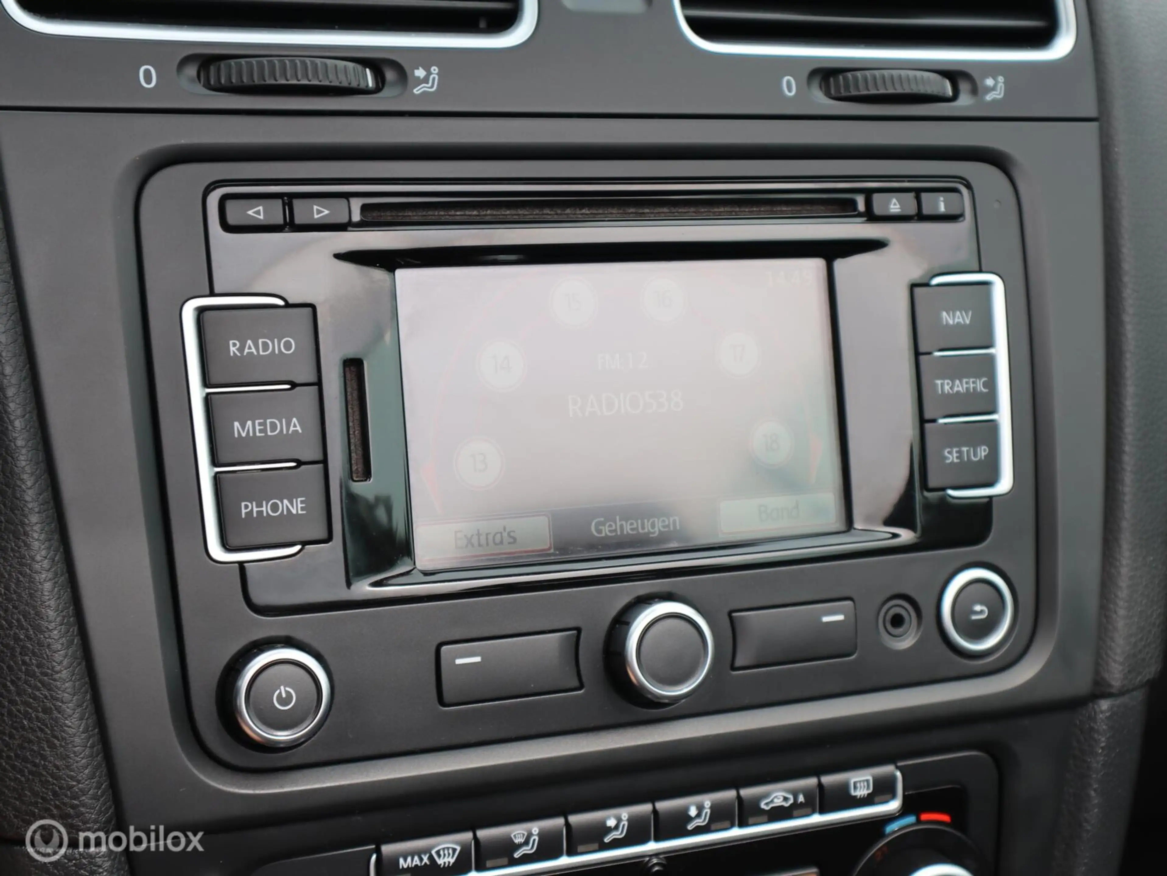 Volkswagen Golf Cabriolet 1.2 TSI Leer Navi LED Cruise Clima — photo 20