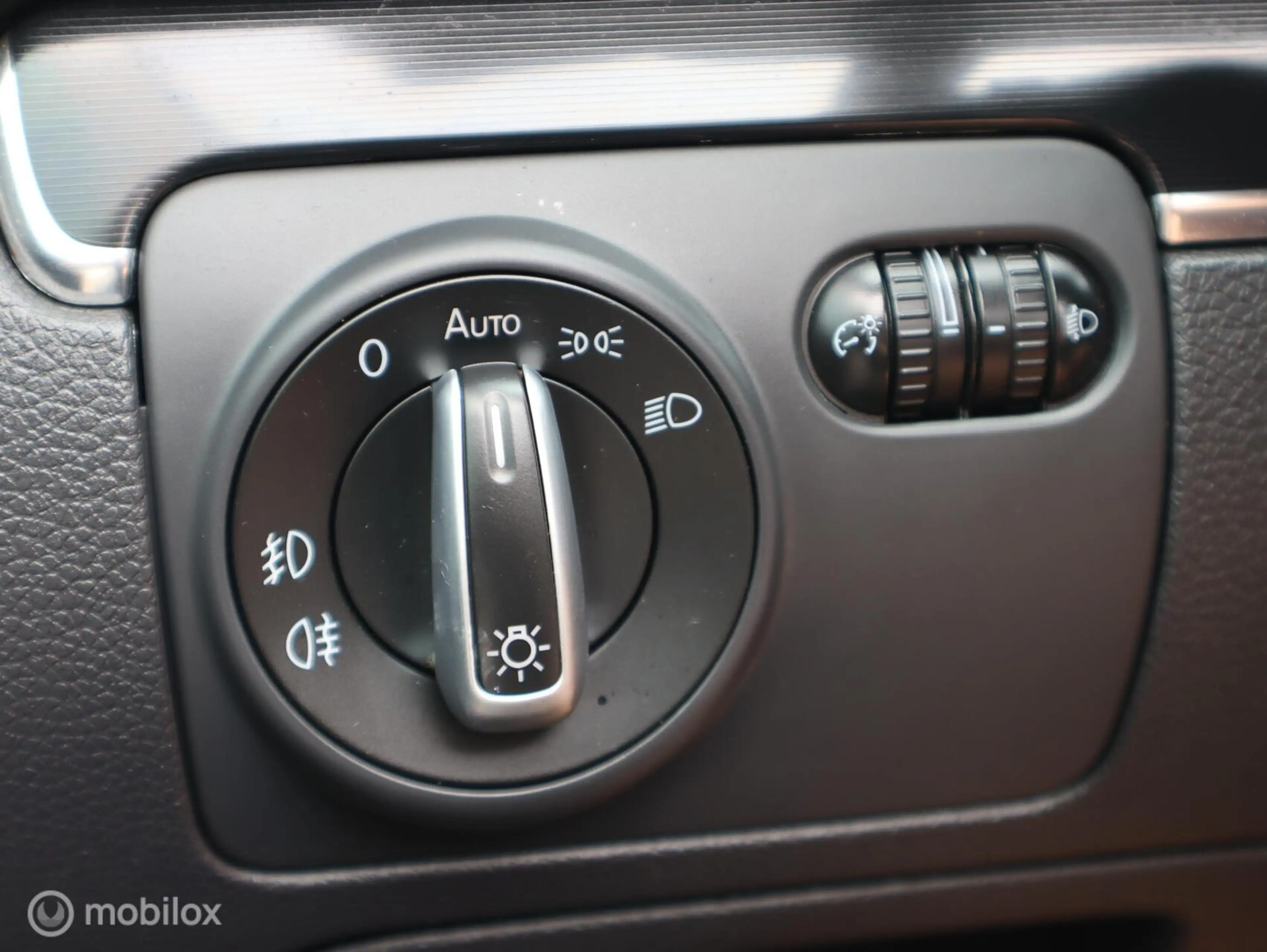 Volkswagen Golf Cabriolet 1.2 TSI Leer Navi LED Cruise Clima — photo 24