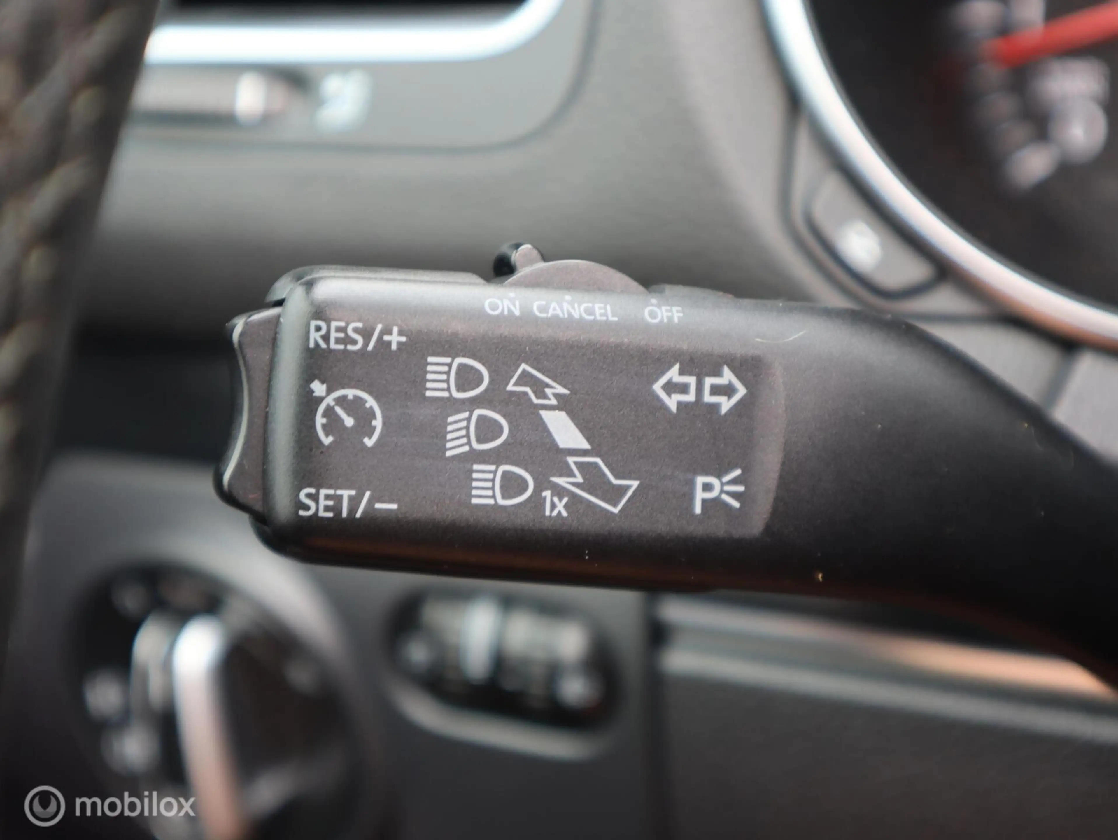 Volkswagen Golf Cabriolet 1.2 TSI Leer Navi LED Cruise Clima — photo 26