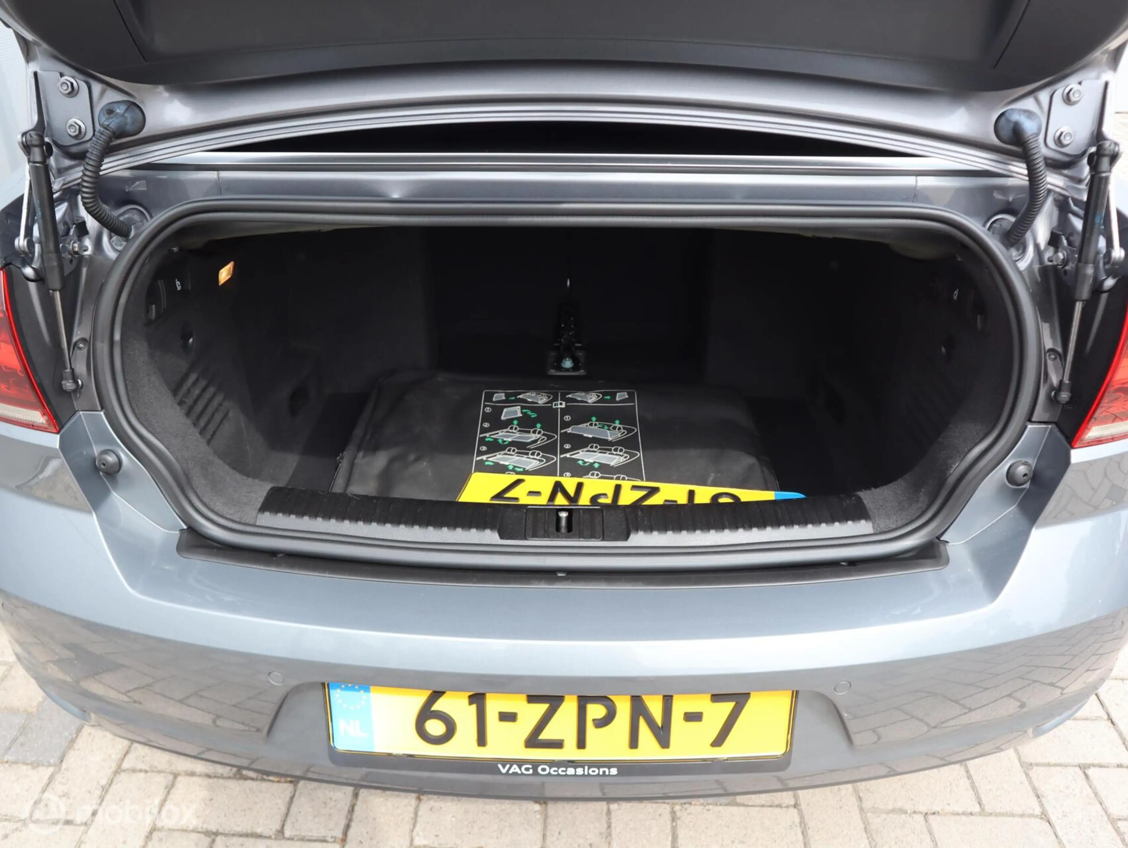 Volkswagen Golf Cabriolet 1.2 TSI Leer Navi LED Cruise Clima — photo 15