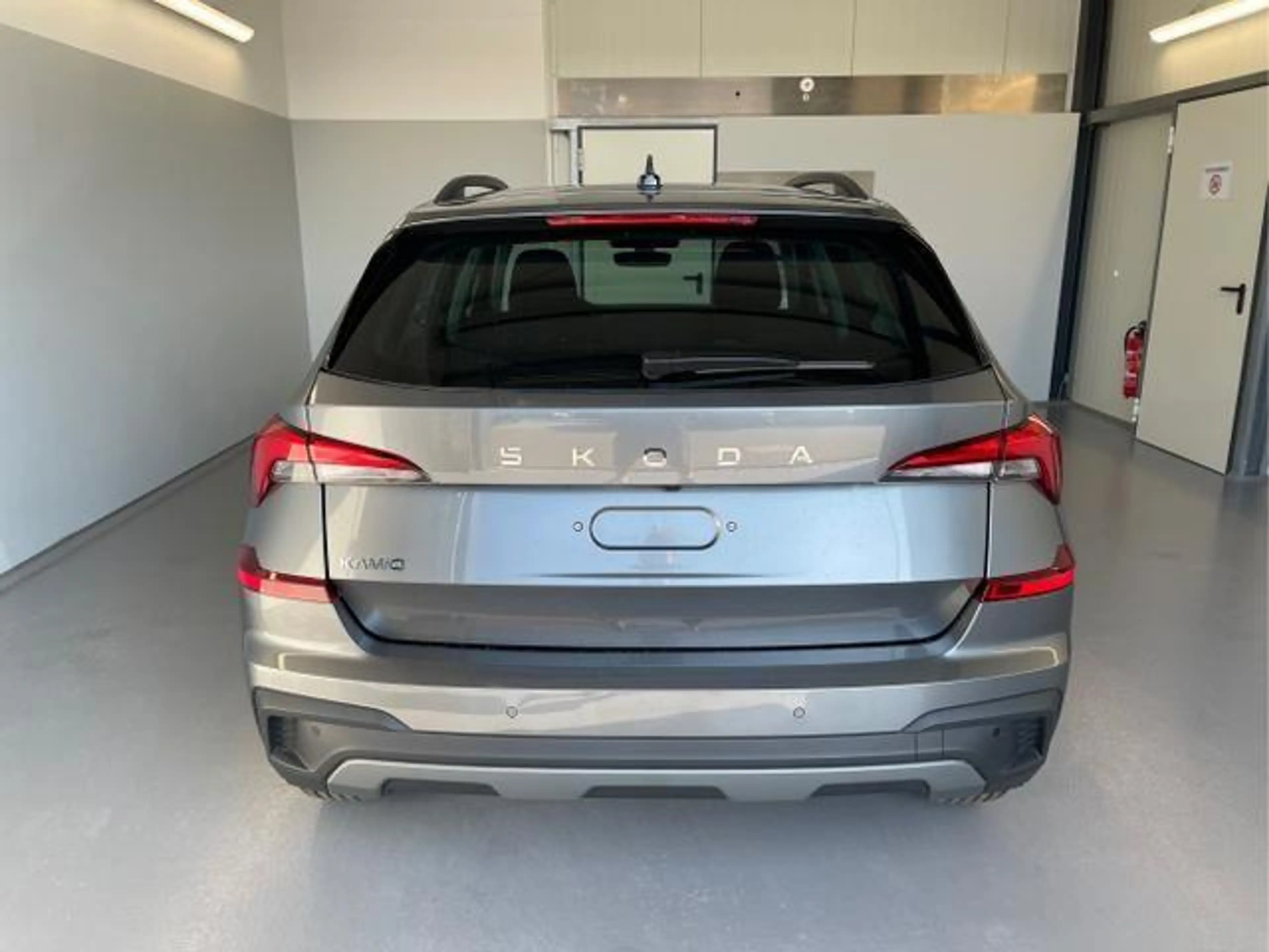 Skoda Kamiq Selection 1.0 TSI DSG Kamera+PDCvohi+Sitzheizung+A — photo 5