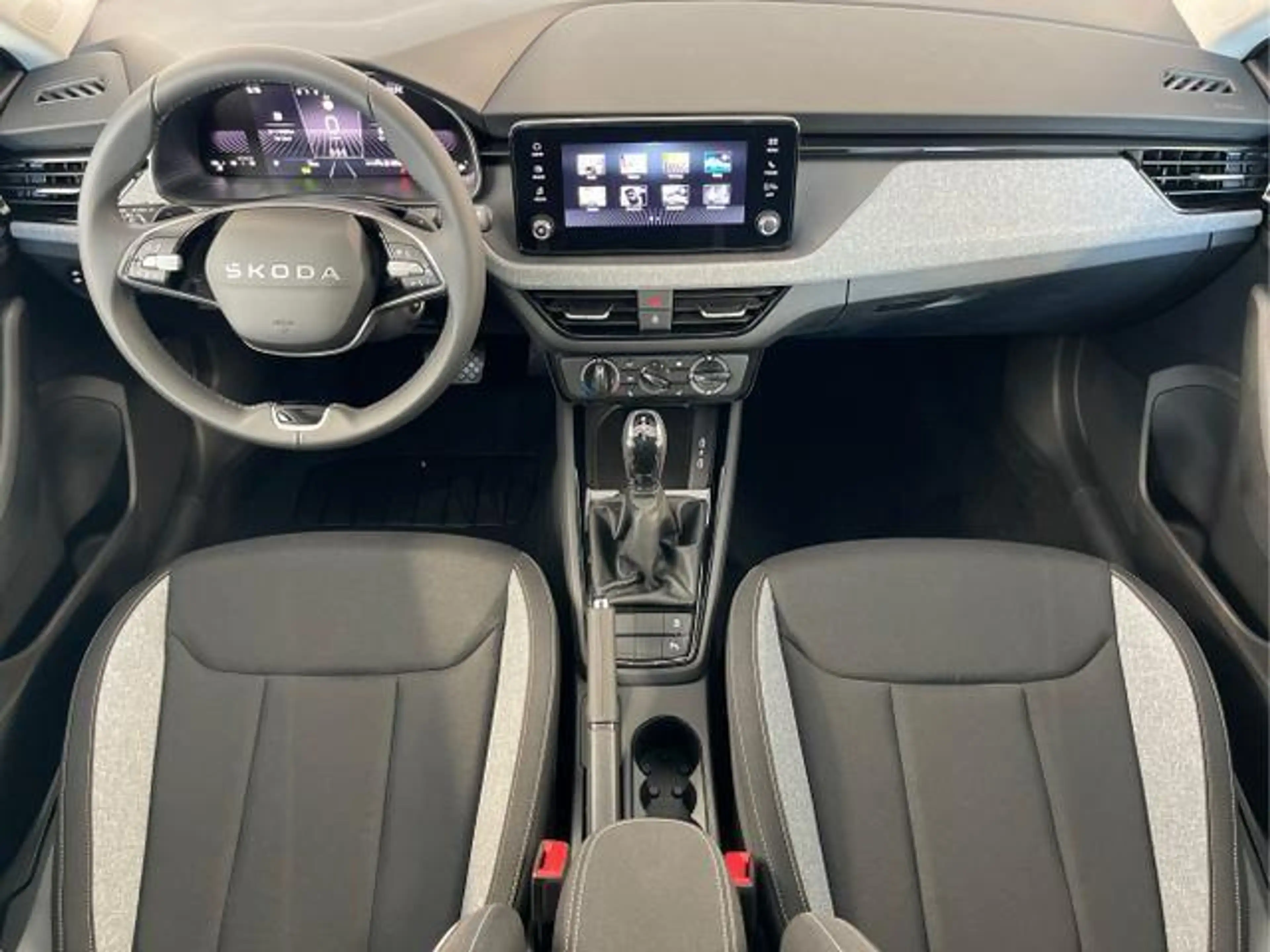 Skoda Kamiq Selection 1.0 TSI DSG Kamera+PDCvohi+Sitzheizung+A — photo 6