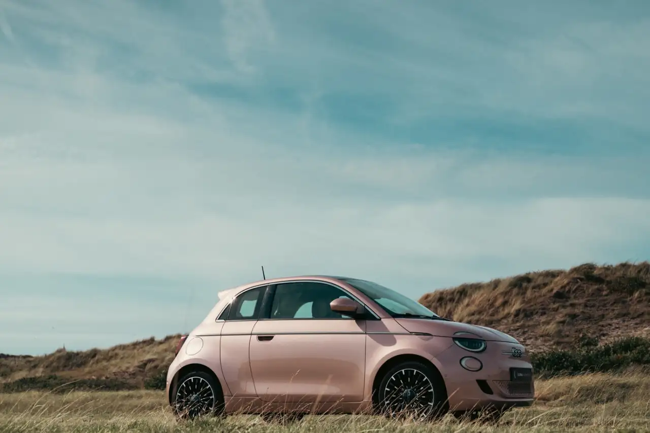 Fiat 500 3+1 La Prima 42 kWh CARPLAY PANORAMADAK LEER, миниатюра 29