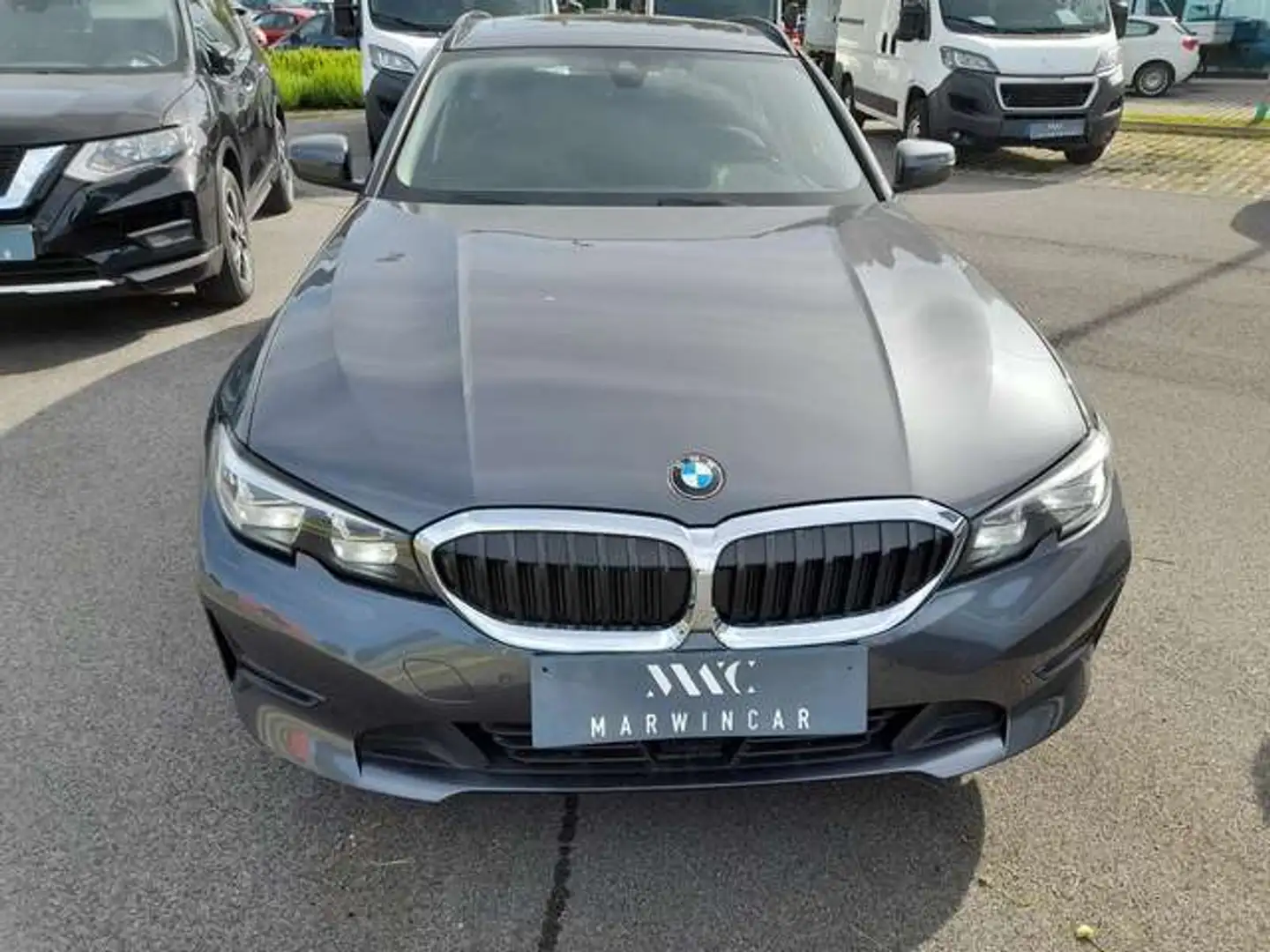 BMW 318 318d Touring Business Advantage auto Gris - 2