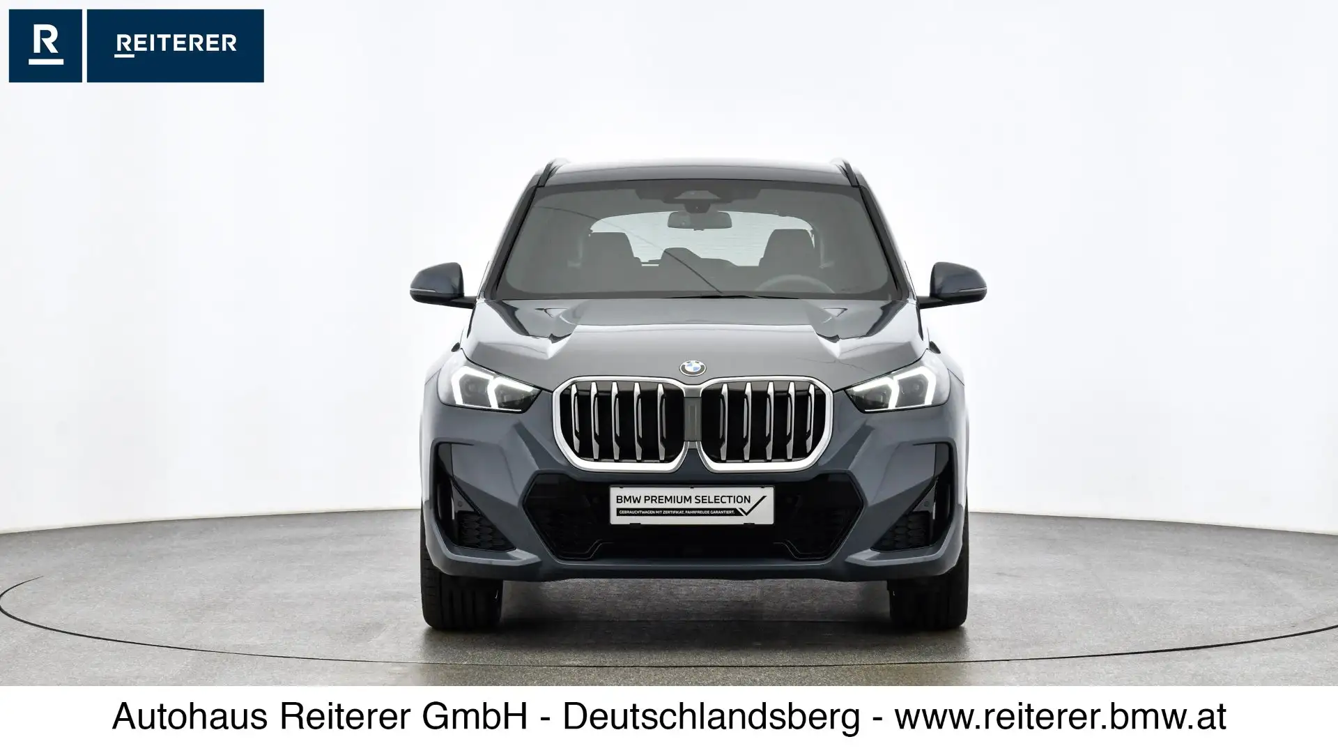 BMW X1 sDrive20i *M-Sportpaket *Adaptives M Fahrwerk *AHK Grau - 2