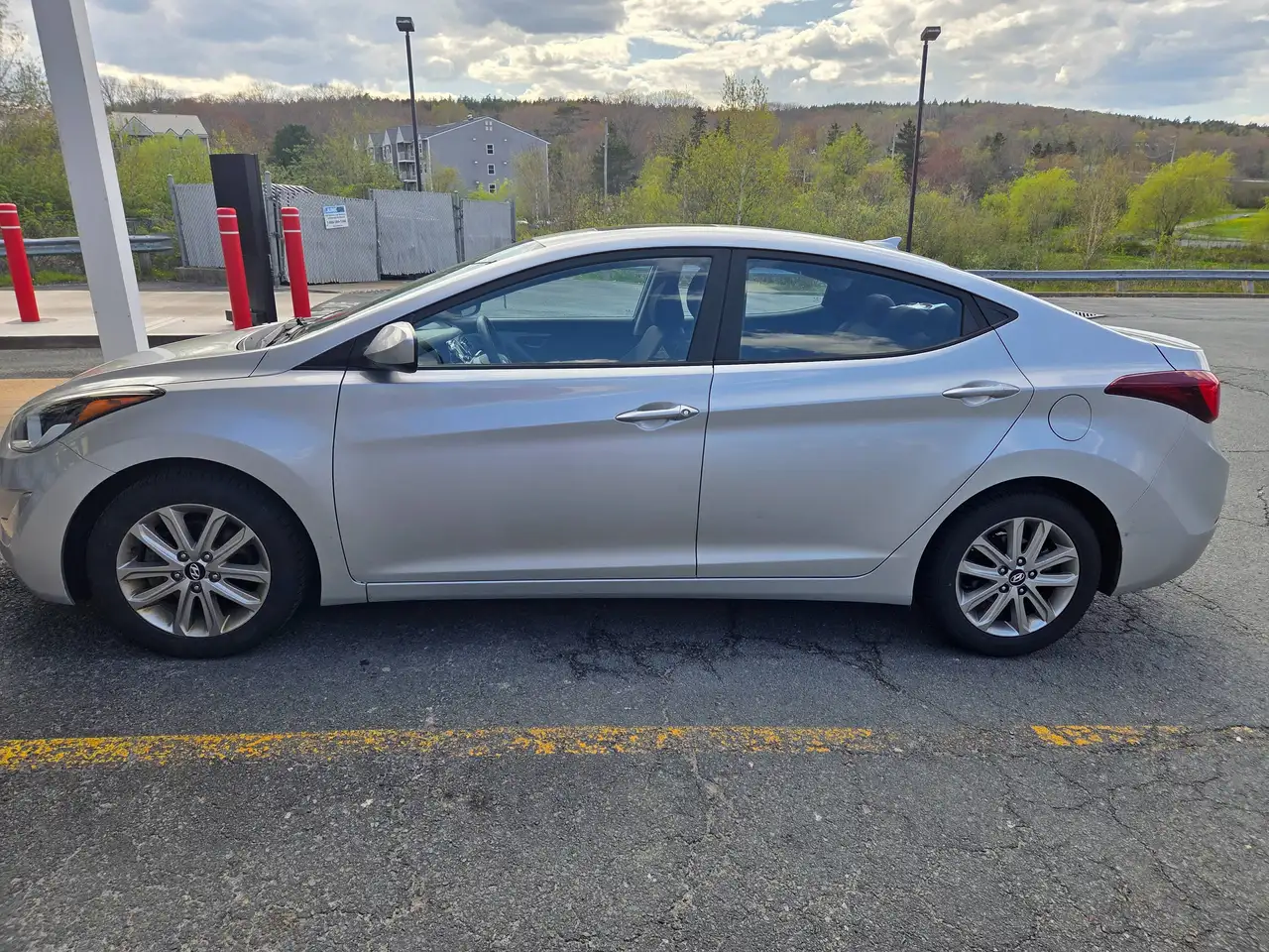 Hyundai ELANTRA снимка Hyundai ELANTRA