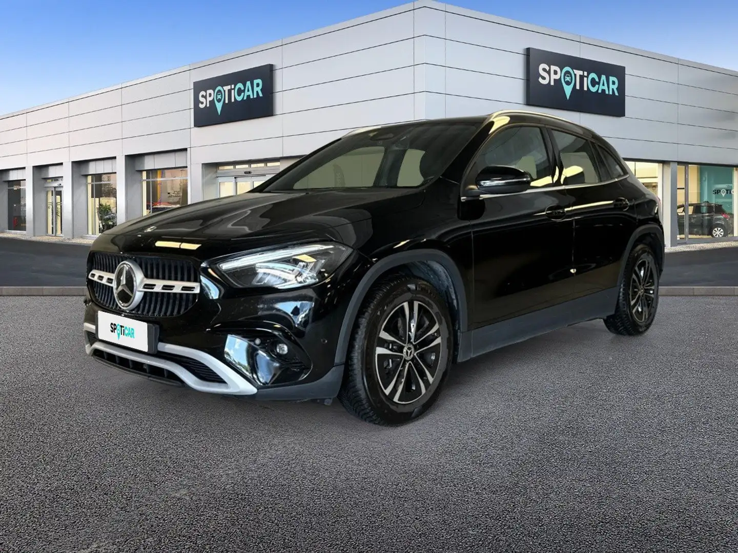 Mercedes-Benz GLA 200 200 d Auto Executive Noir - 1