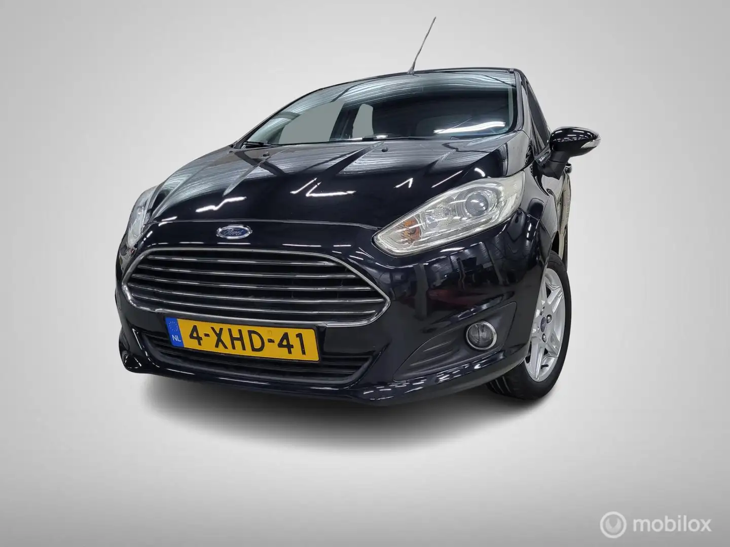 Ford Fiesta 1.0 EcoBoost Titanium/Cruise/clima/Pdc/90.000km! Schwarz - 1