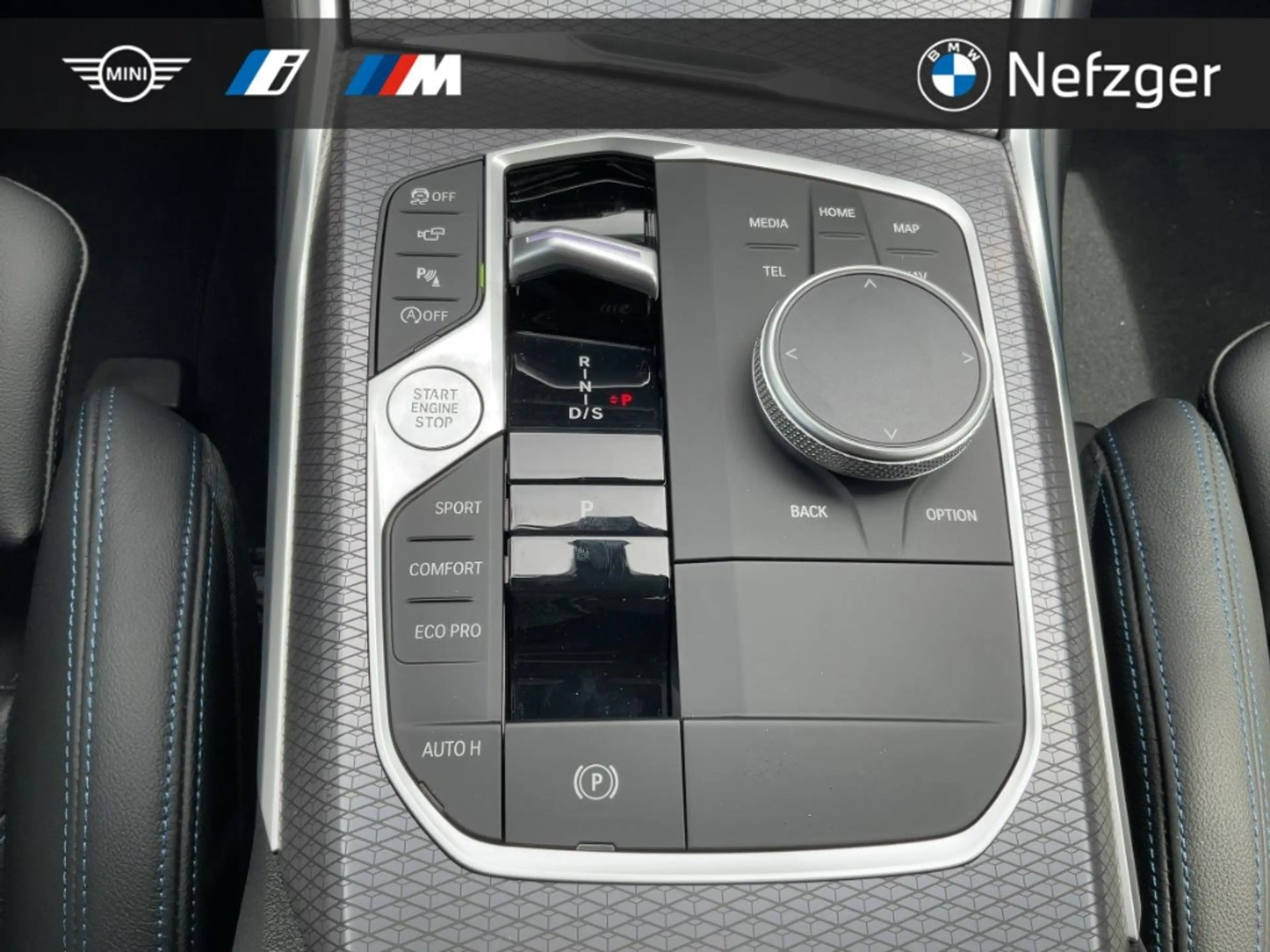 BMW 330 i xDrive Lim. M Sport Pro HUD 360° ACC AHK — photo 12