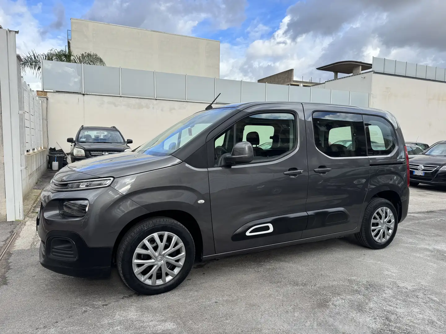 Citroen Berlingo 1.5 bluehdi M Shine s&s 100cv my19 - 2