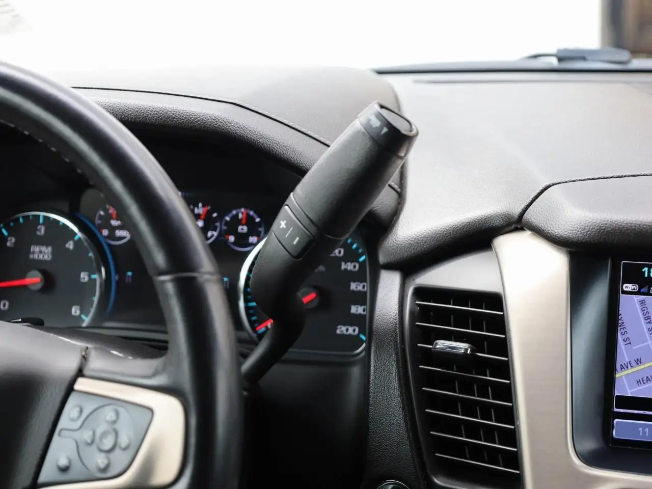 GMC Yukon снимка GMC Yukon