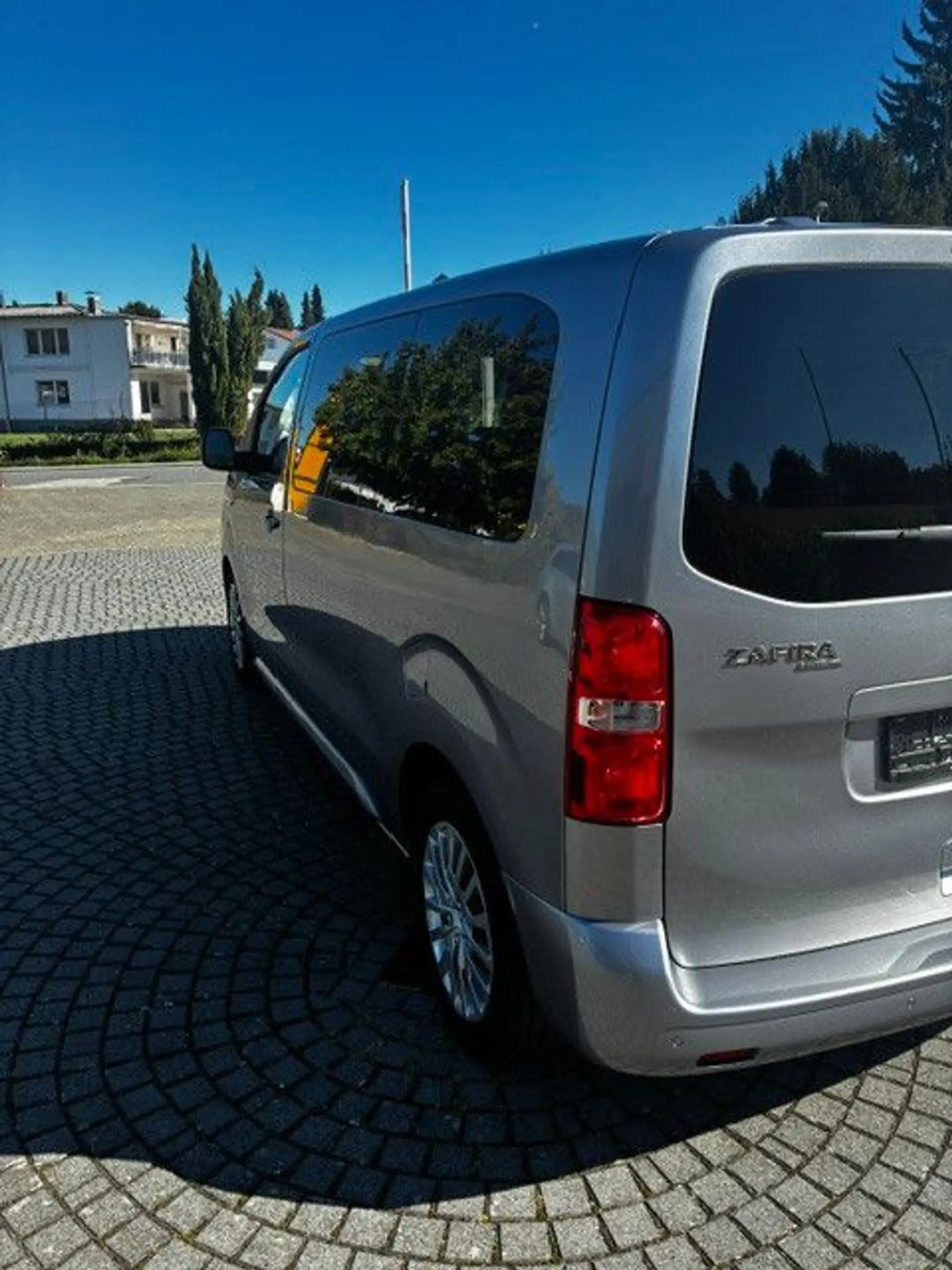 Opel Zafira Life M 2.0 D[Euro6d] S/S AT8 Selection — photo 8