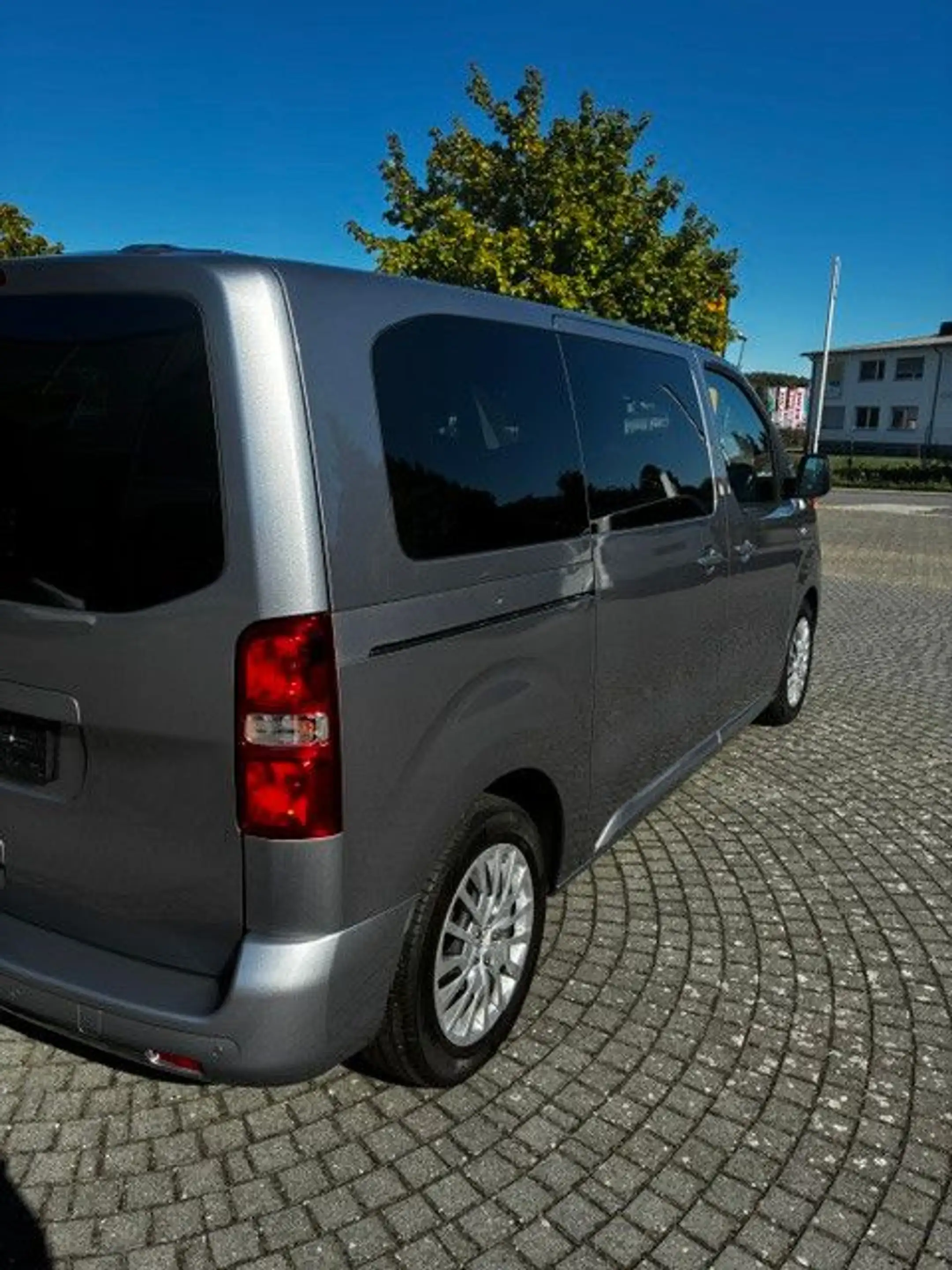 Opel Zafira Life M 2.0 D[Euro6d] S/S AT8 Selection — photo 6