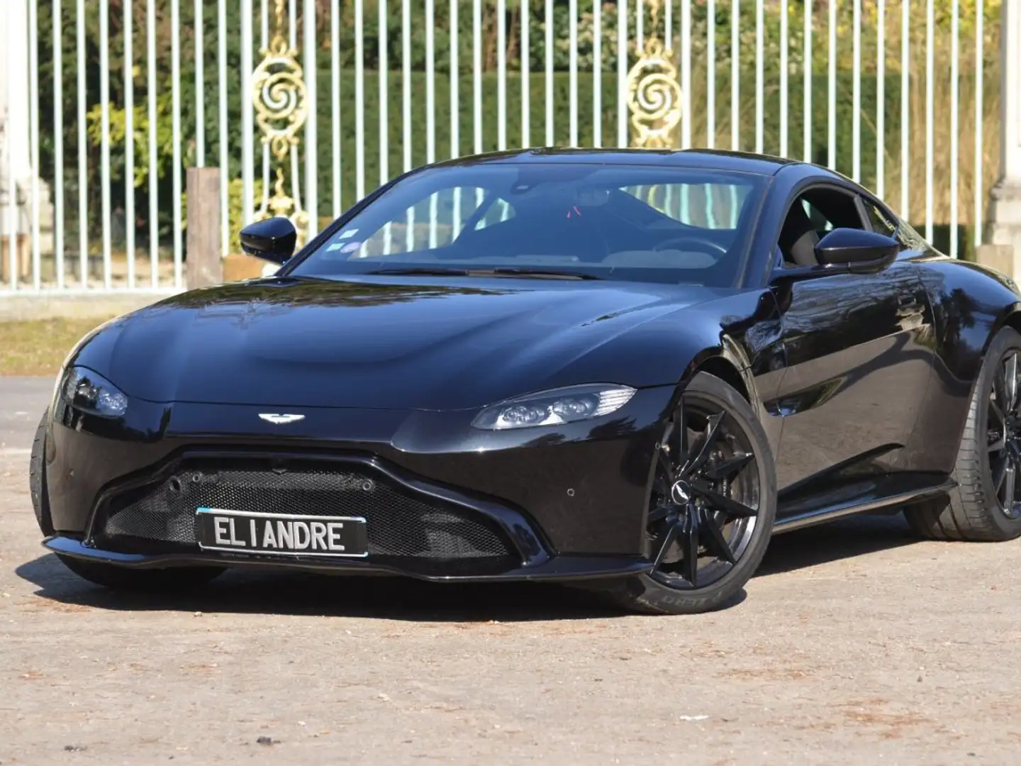 Aston Martin V8 II 4.0 V8 510 ch - 2