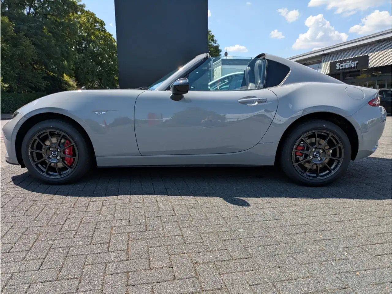 Mazda MX-5 RF HOMURA Skyactiv-G 132PS 6MT El. Verdeck Faltdac, миниатюра 4